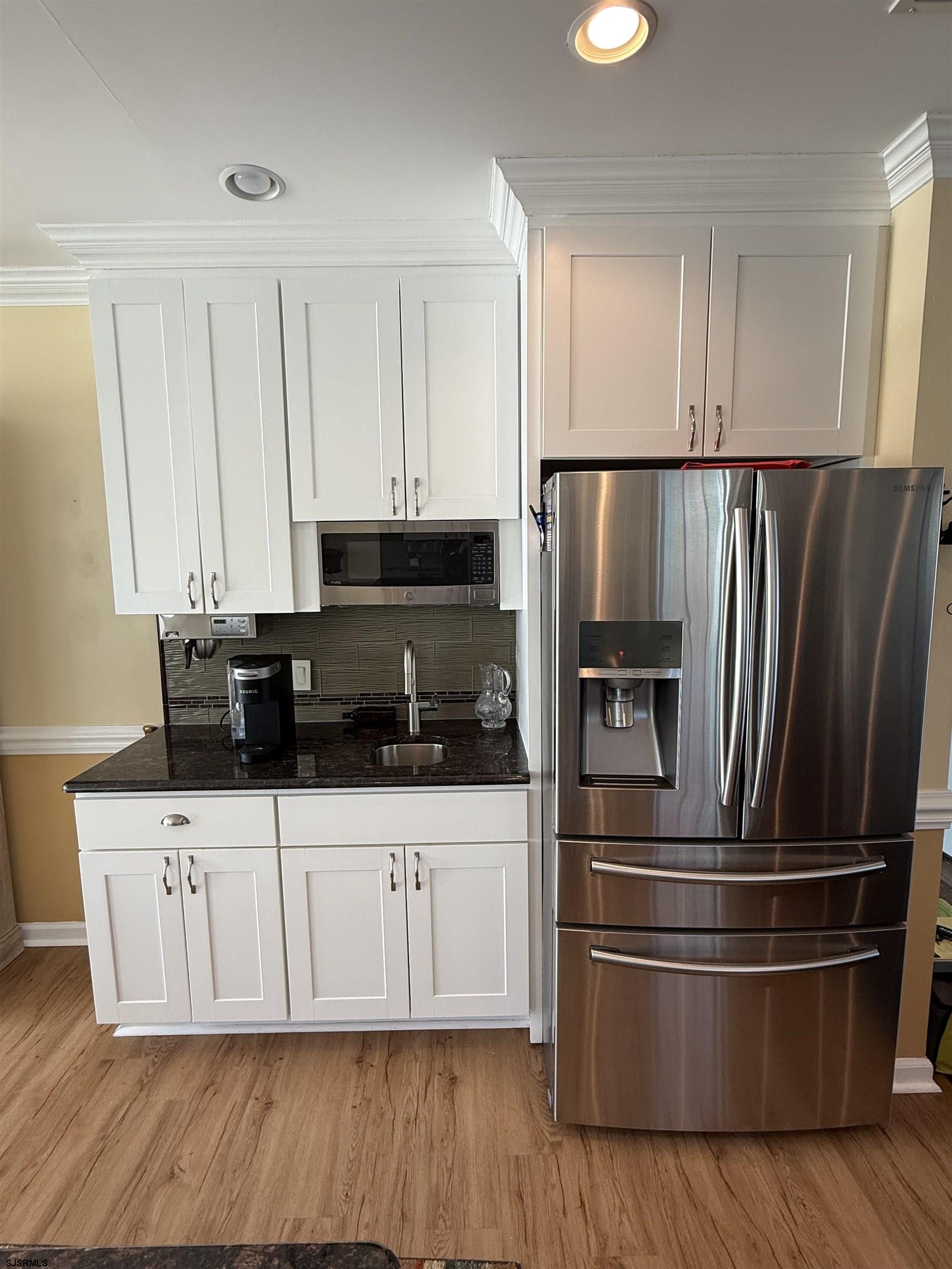 51 S Spinnaker Dr Dr