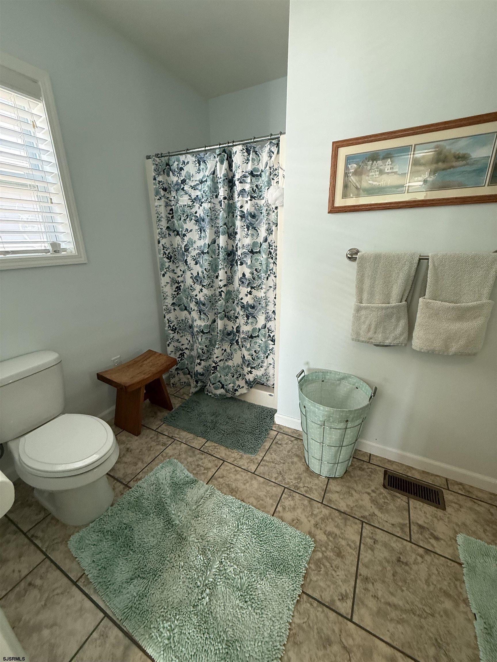 51 S Spinnaker Dr Dr