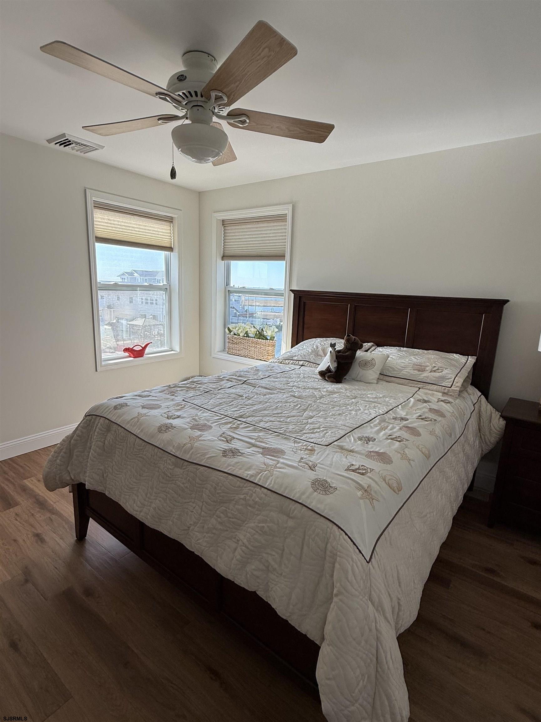 51 S Spinnaker Dr Dr