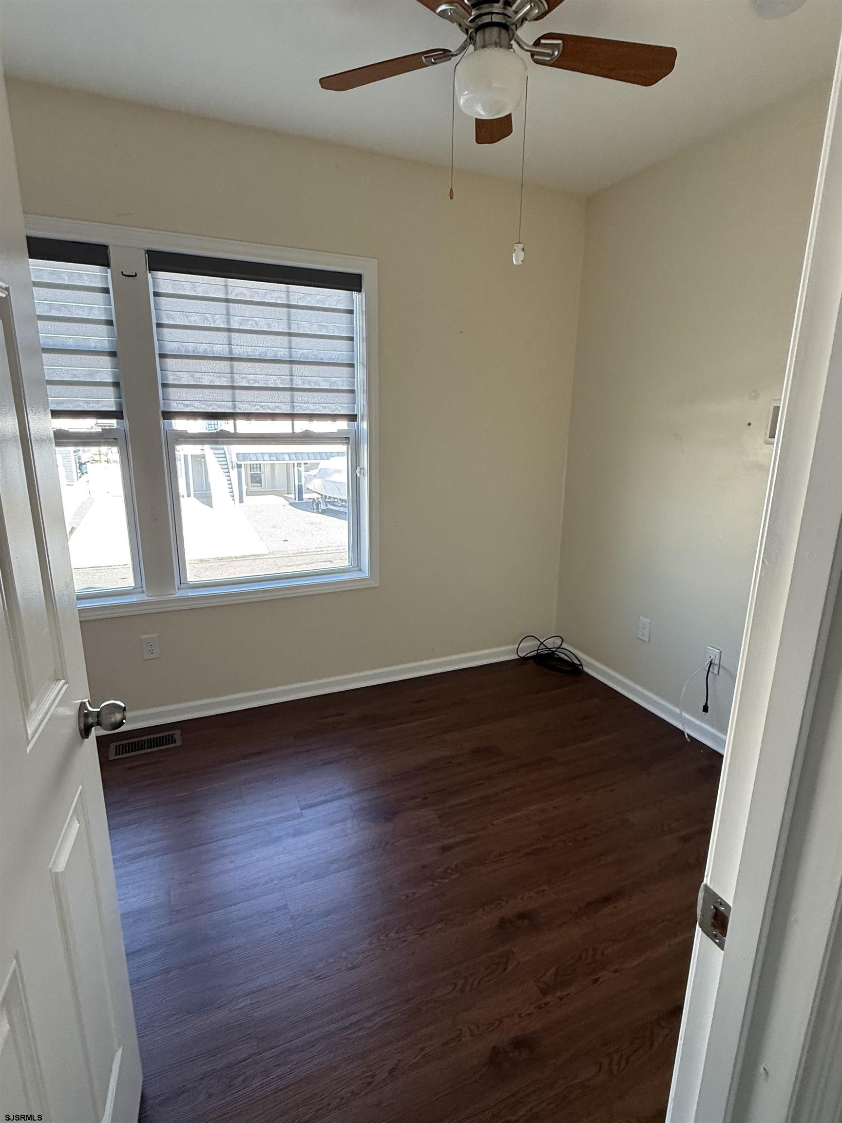 51 S Spinnaker Dr Dr