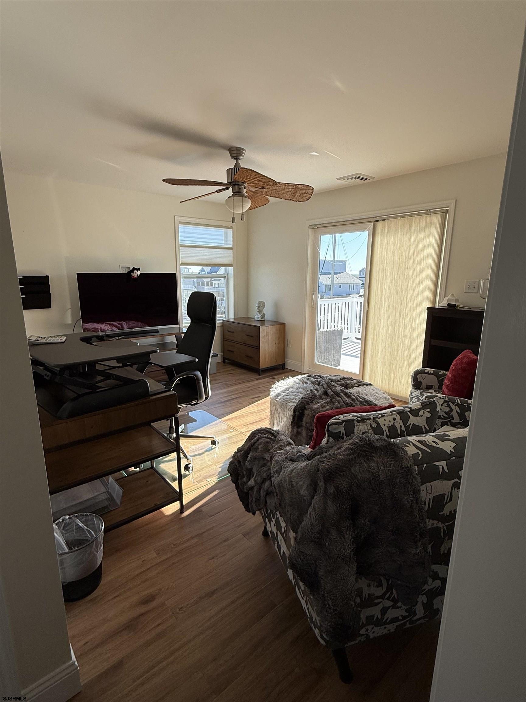 51 S Spinnaker Dr Dr