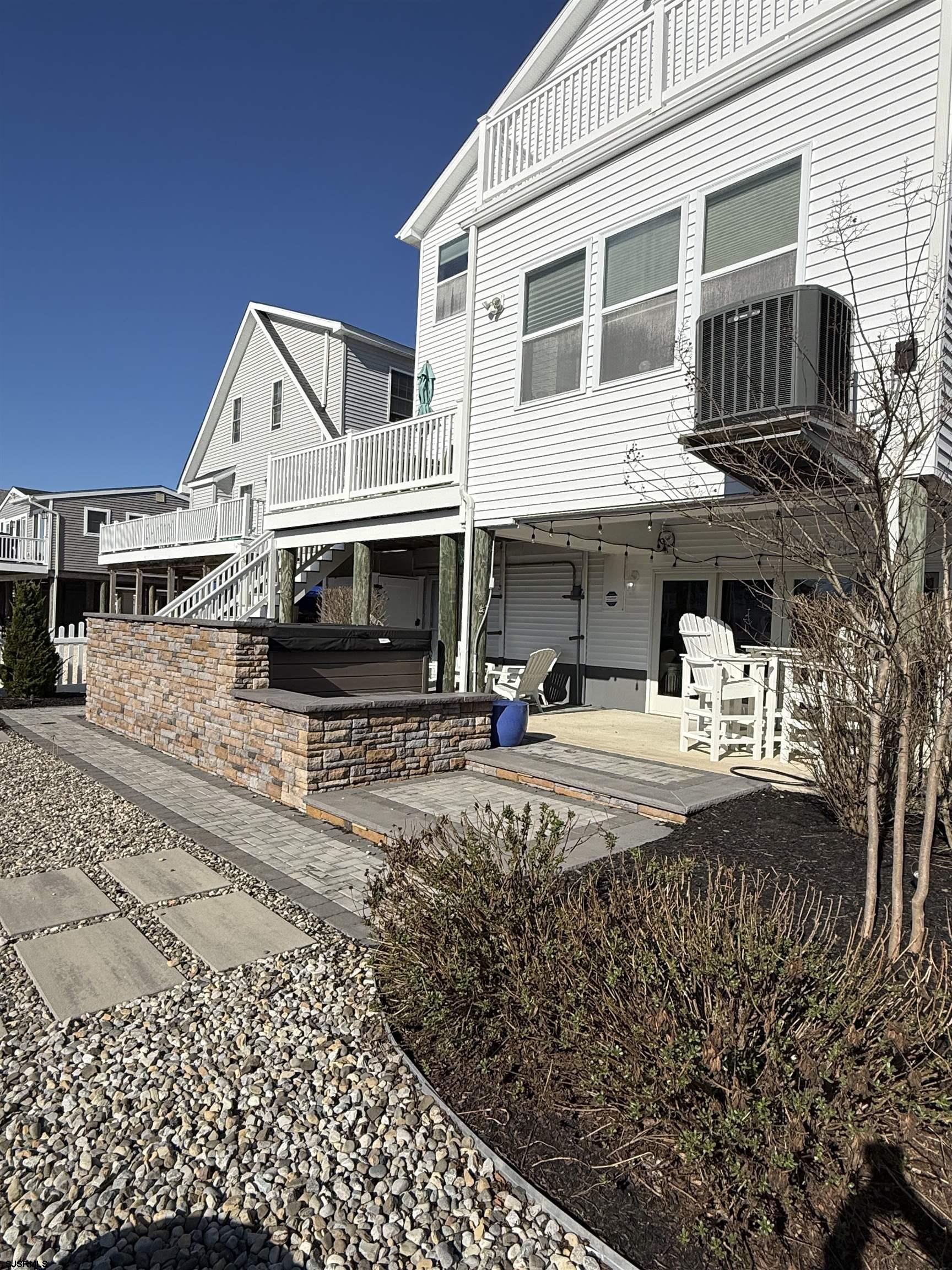 51 S Spinnaker Dr Dr - Picture 3