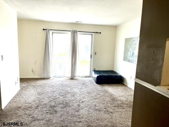 78 Club Pl - Picture 1