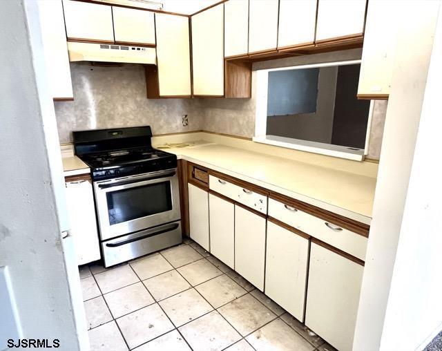 78 Club Pl - Picture 3