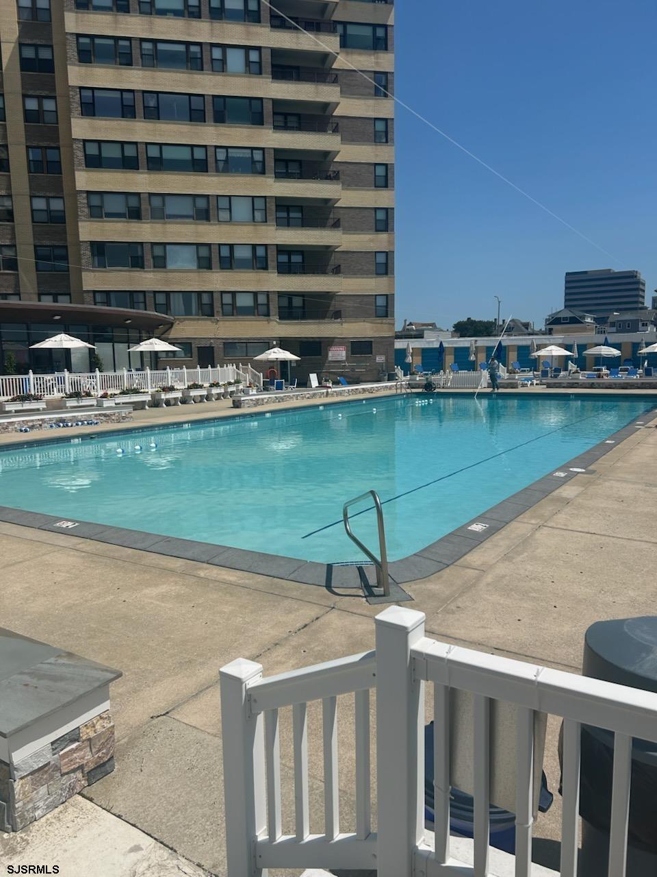 101 S Raleigh Avenue