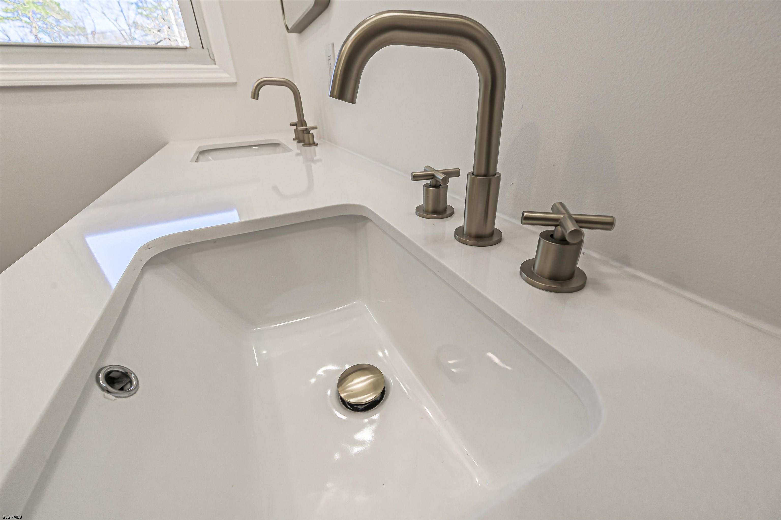 217 S Pitney Rd Road