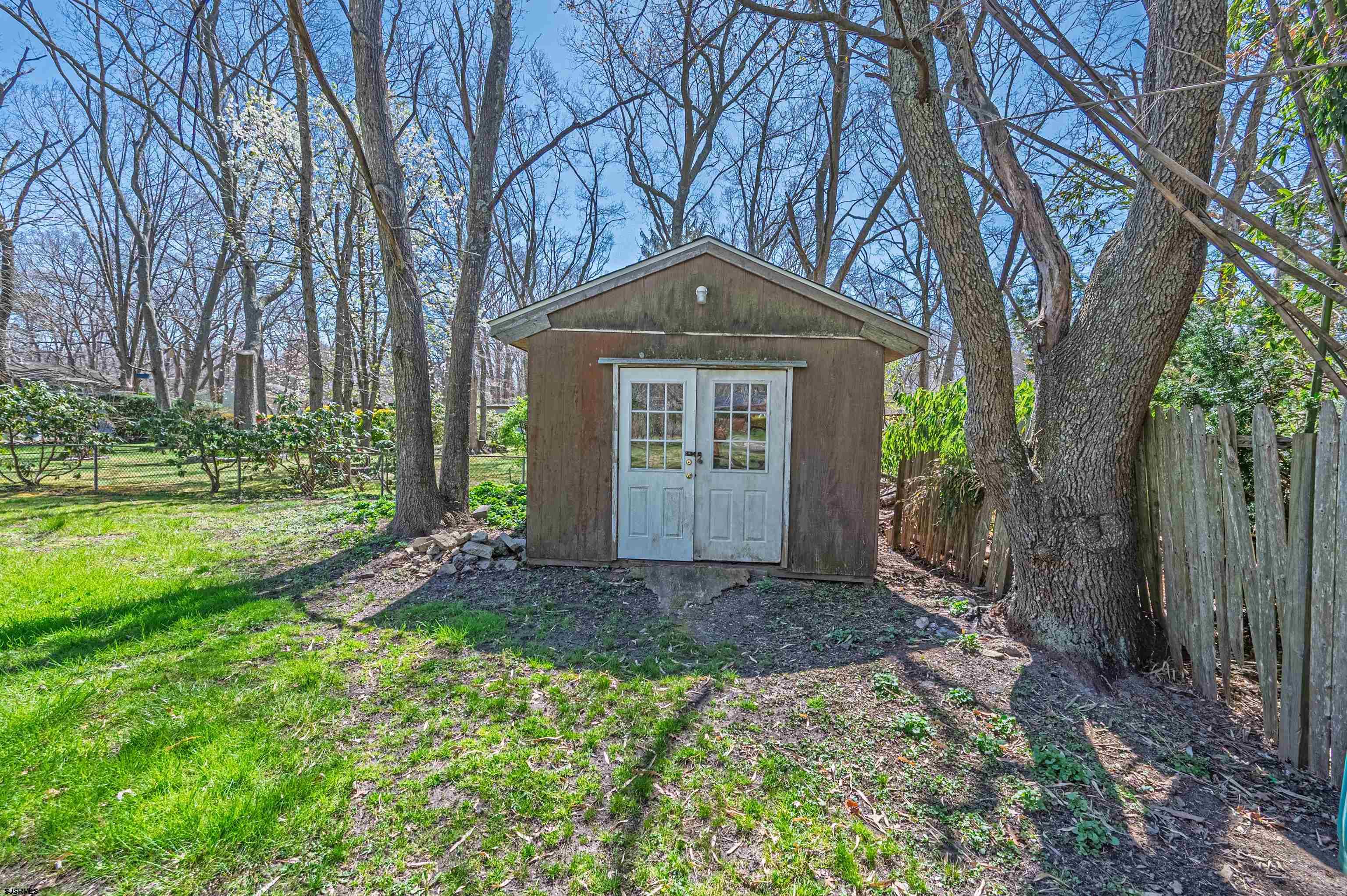 217 S Pitney Rd Road