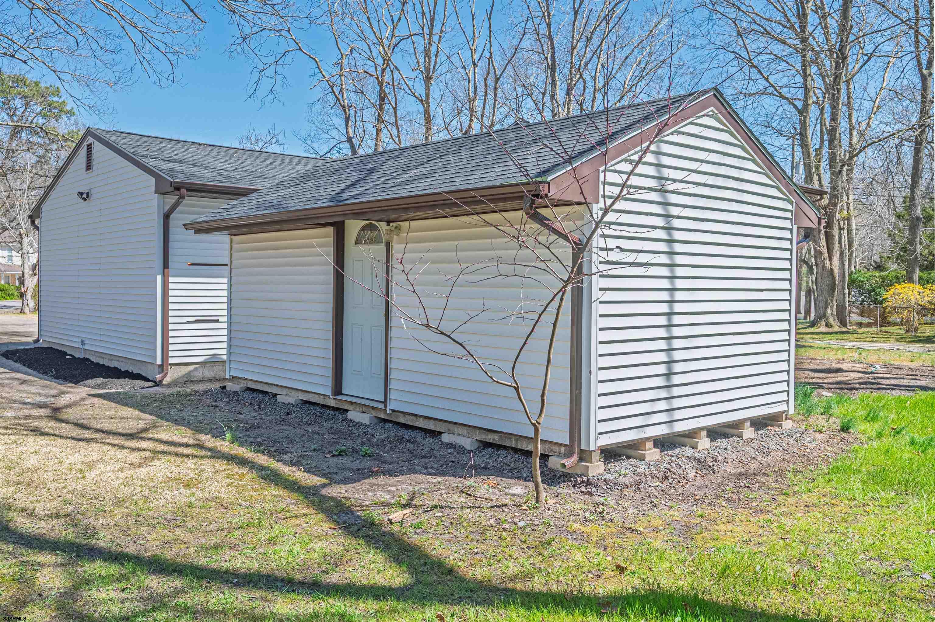 217 S Pitney Rd Road