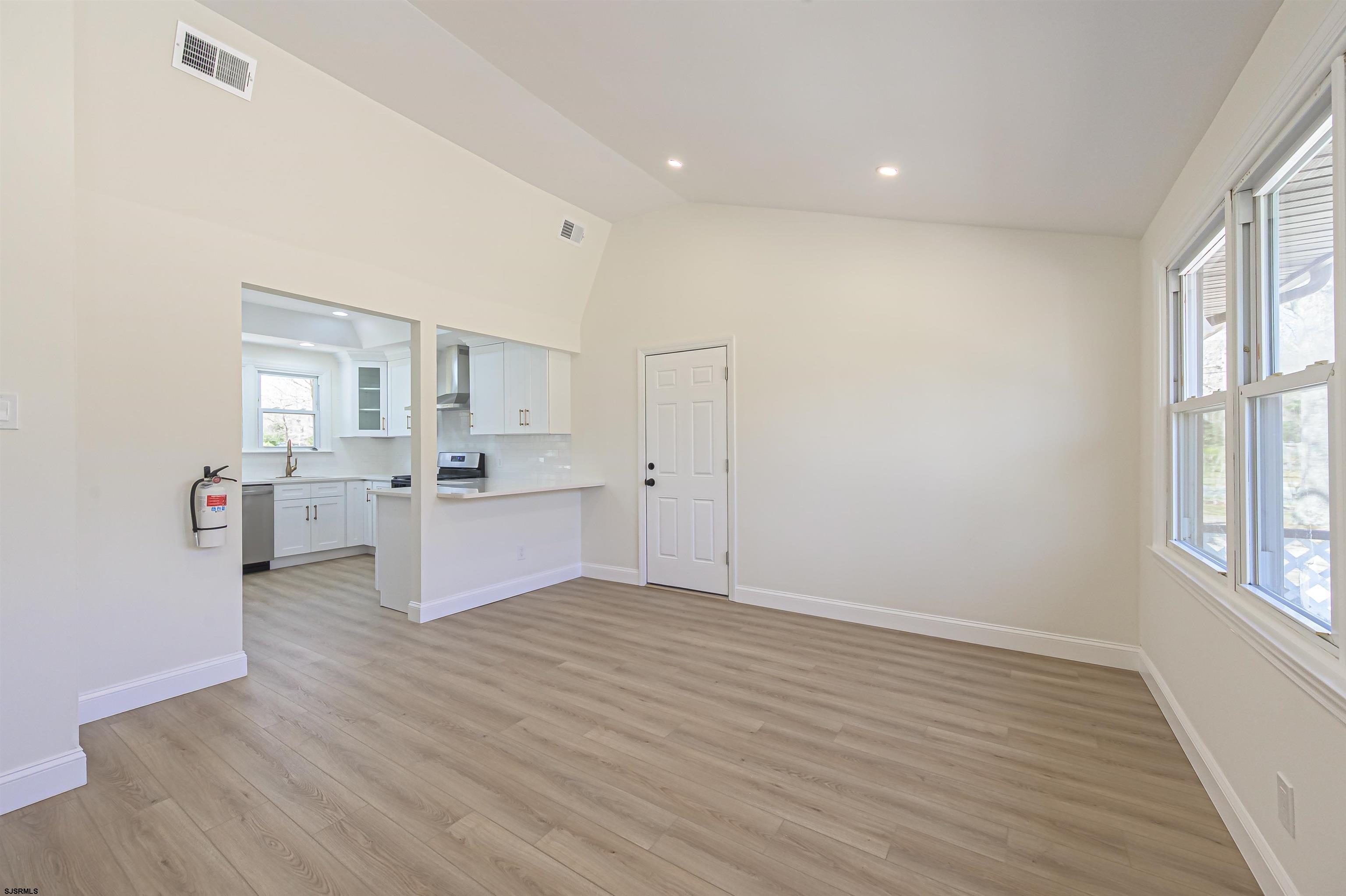 217 S Pitney Rd Road - Picture 3