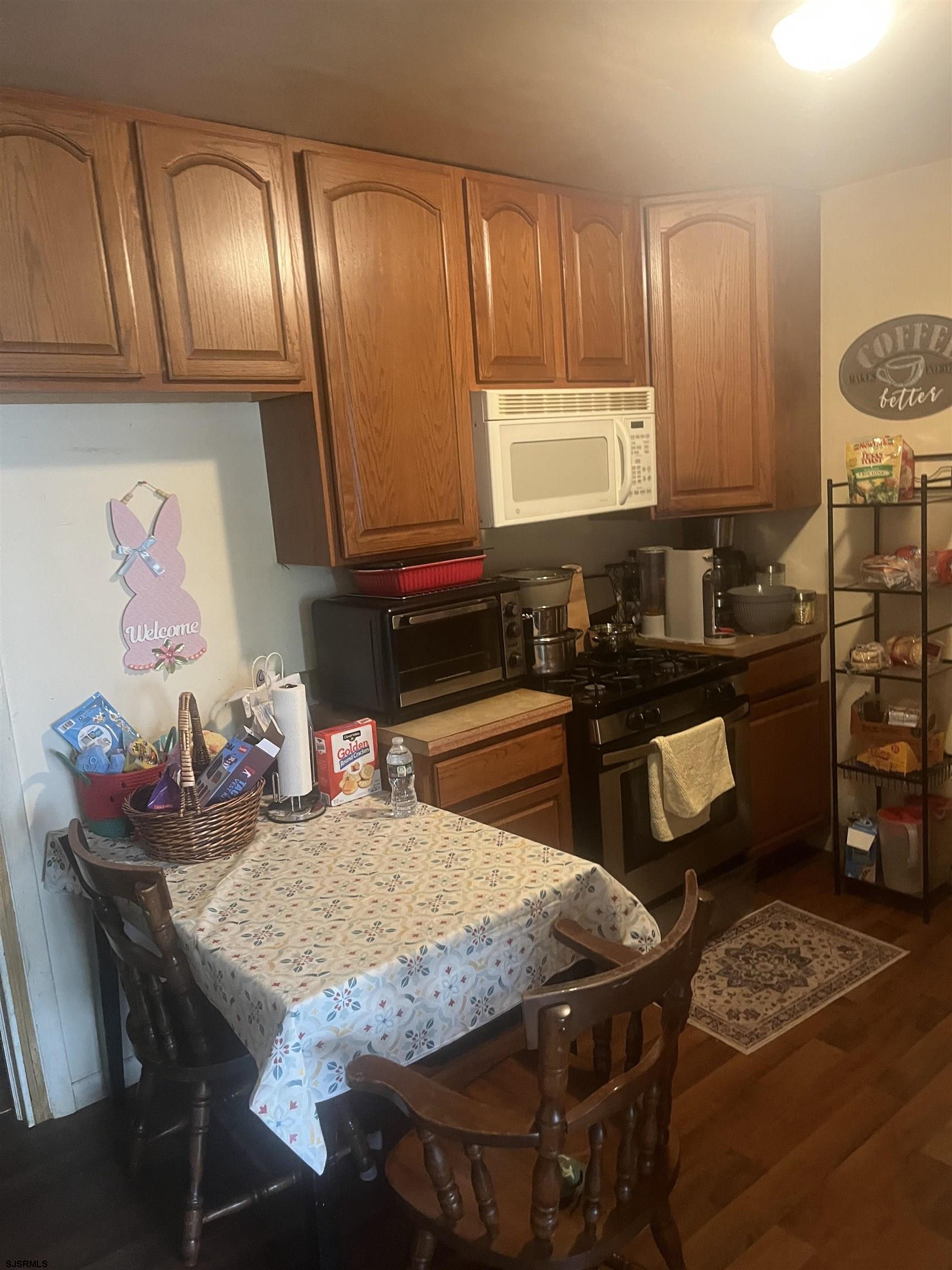 4098 W adams Cir - Picture 4