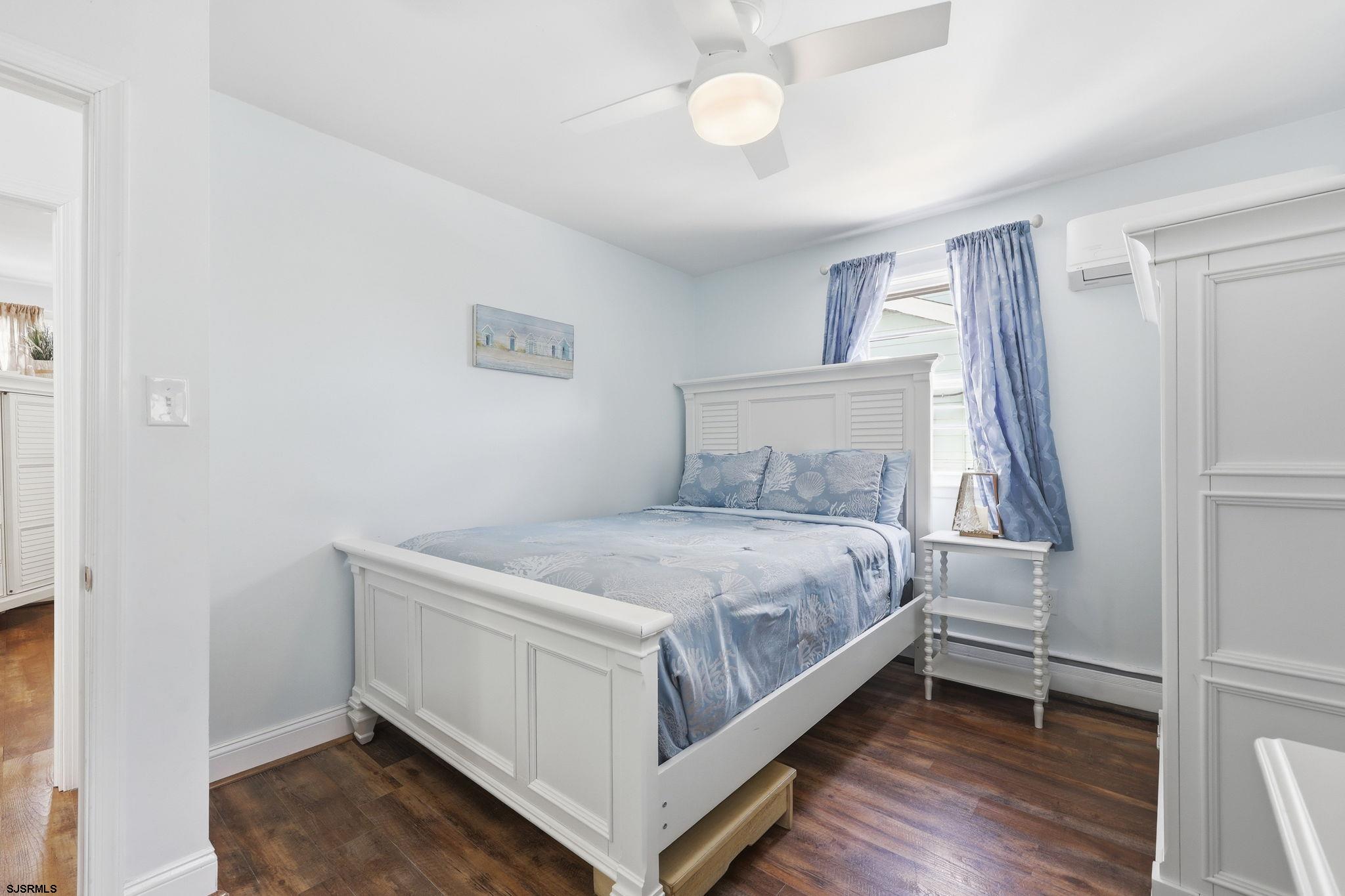 207 N Harvard Avenue