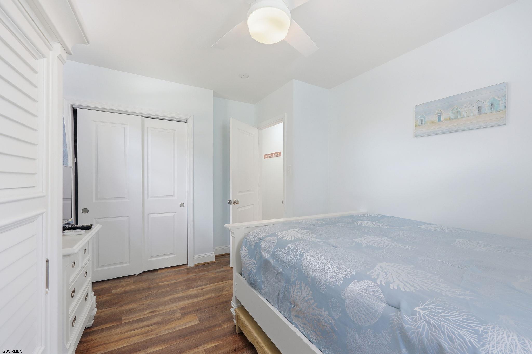 207 N Harvard Avenue