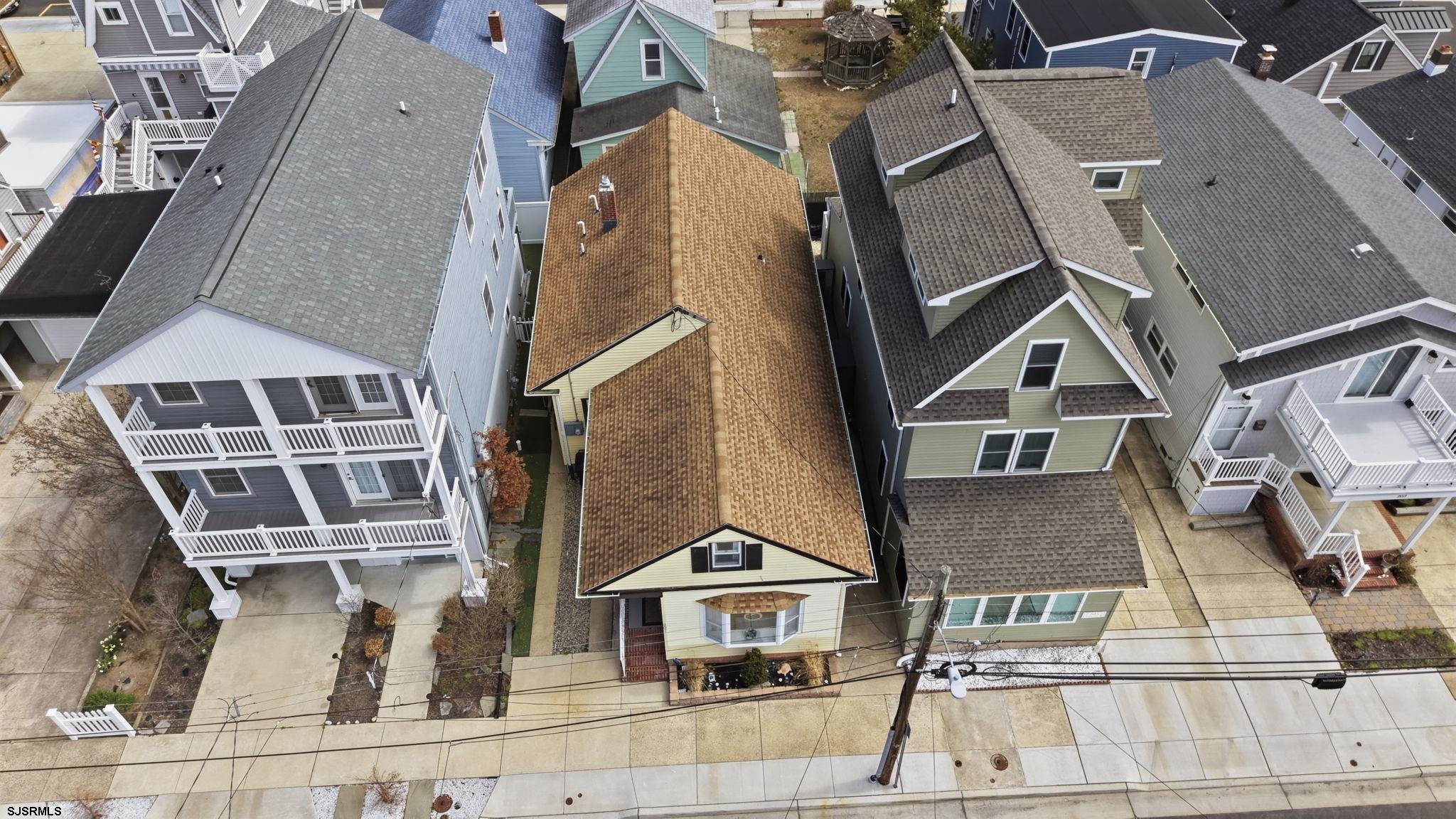 207 N Harvard Avenue