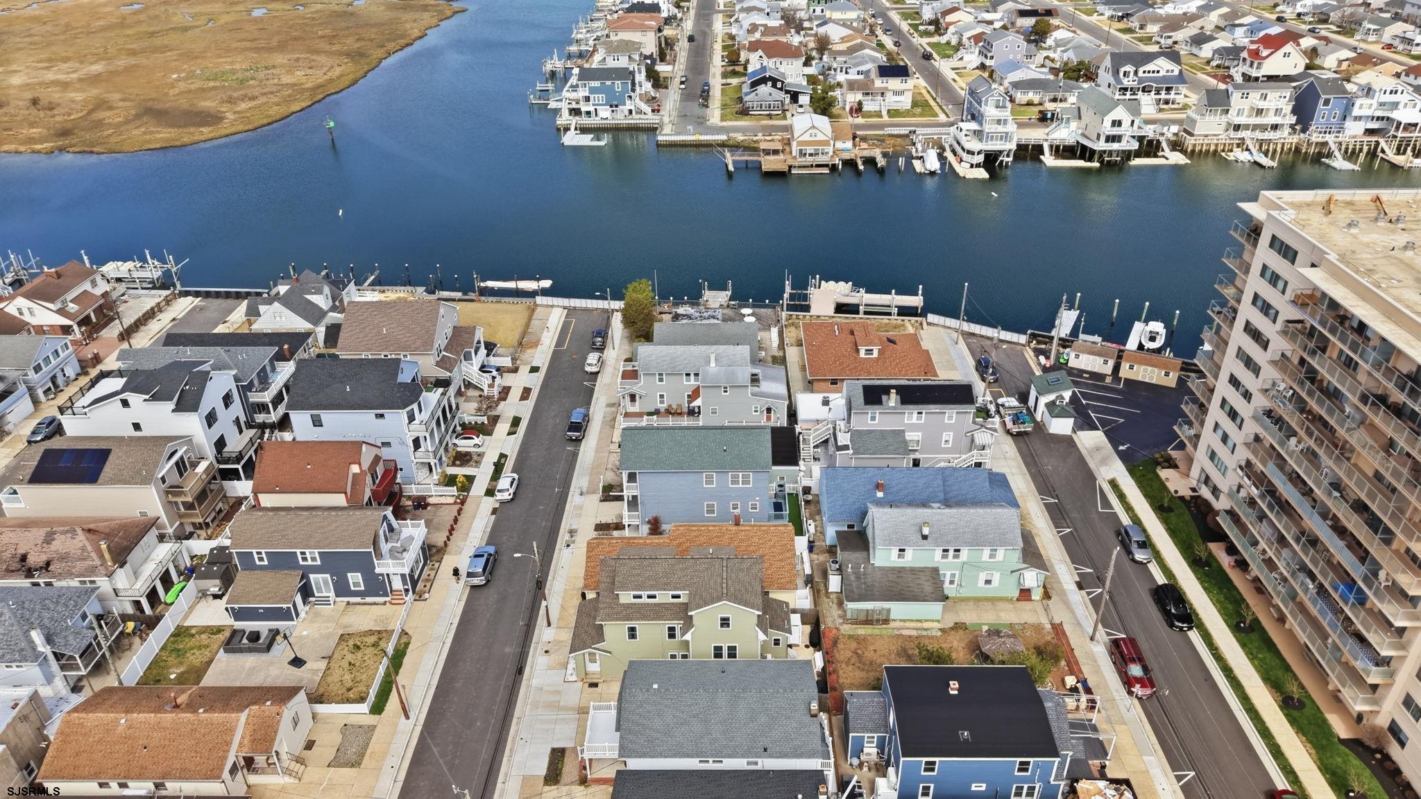 207 N Harvard Avenue