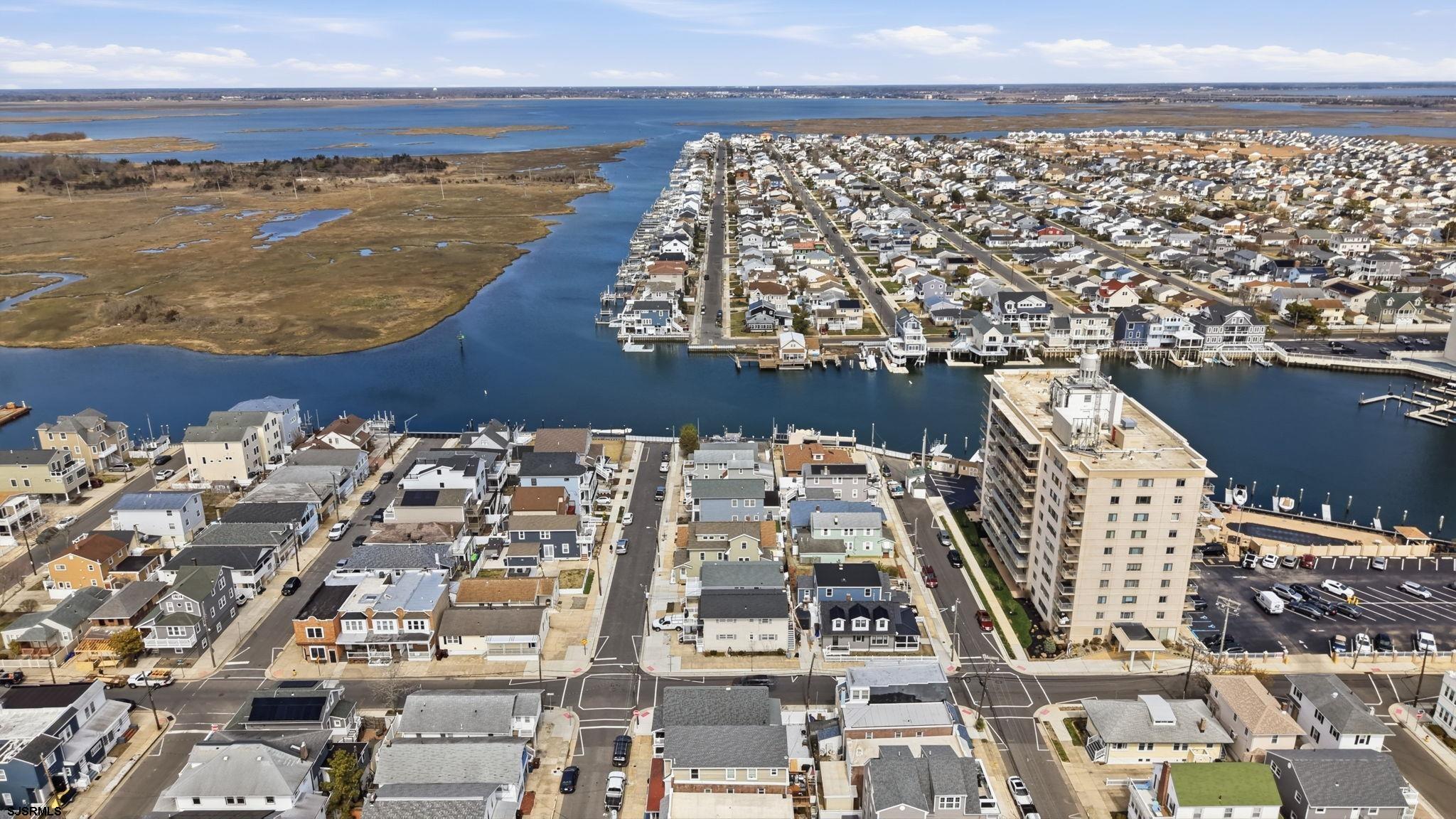 207 N Harvard Avenue