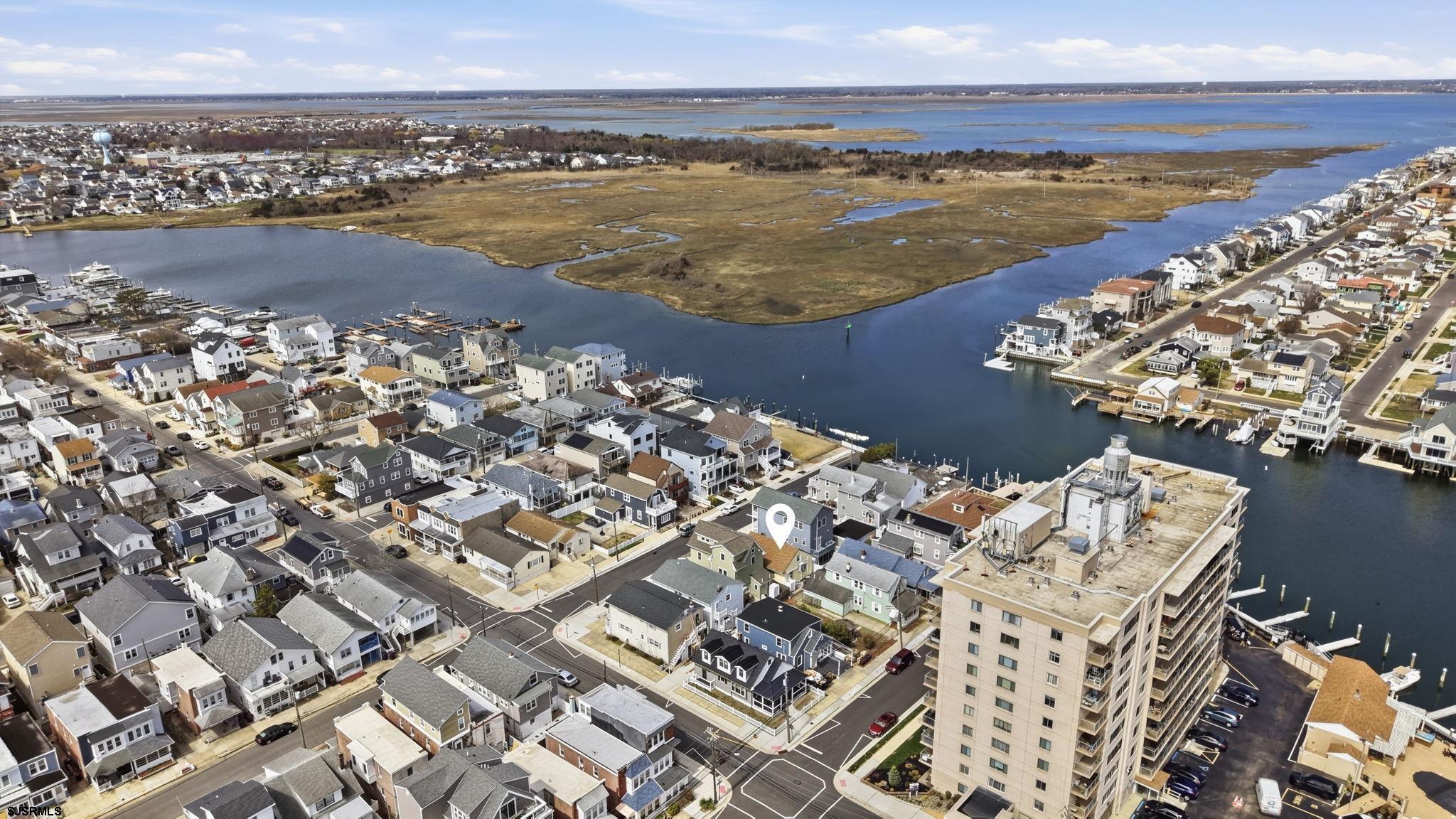 207 N Harvard Avenue