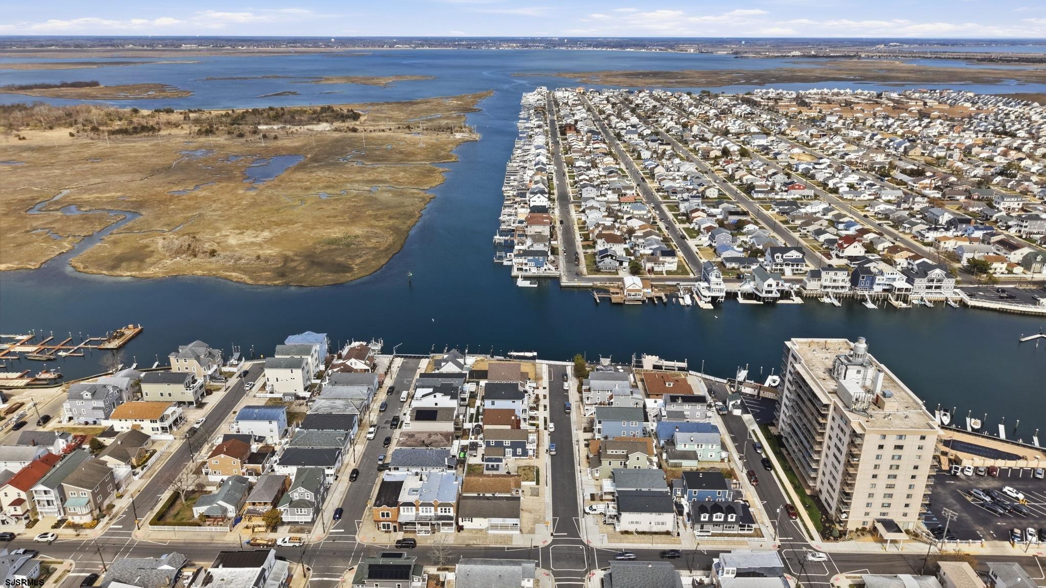 207 N Harvard Avenue