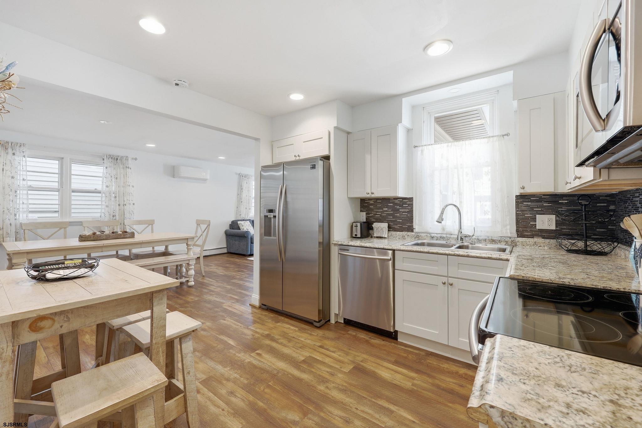 207 N Harvard Avenue