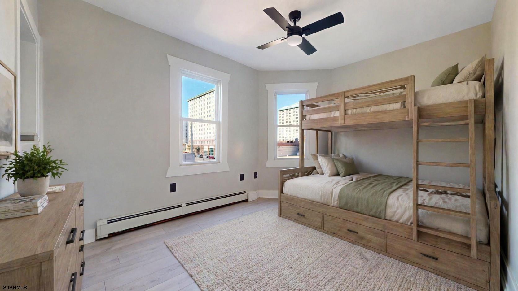 203 S Metropolitan Avenue