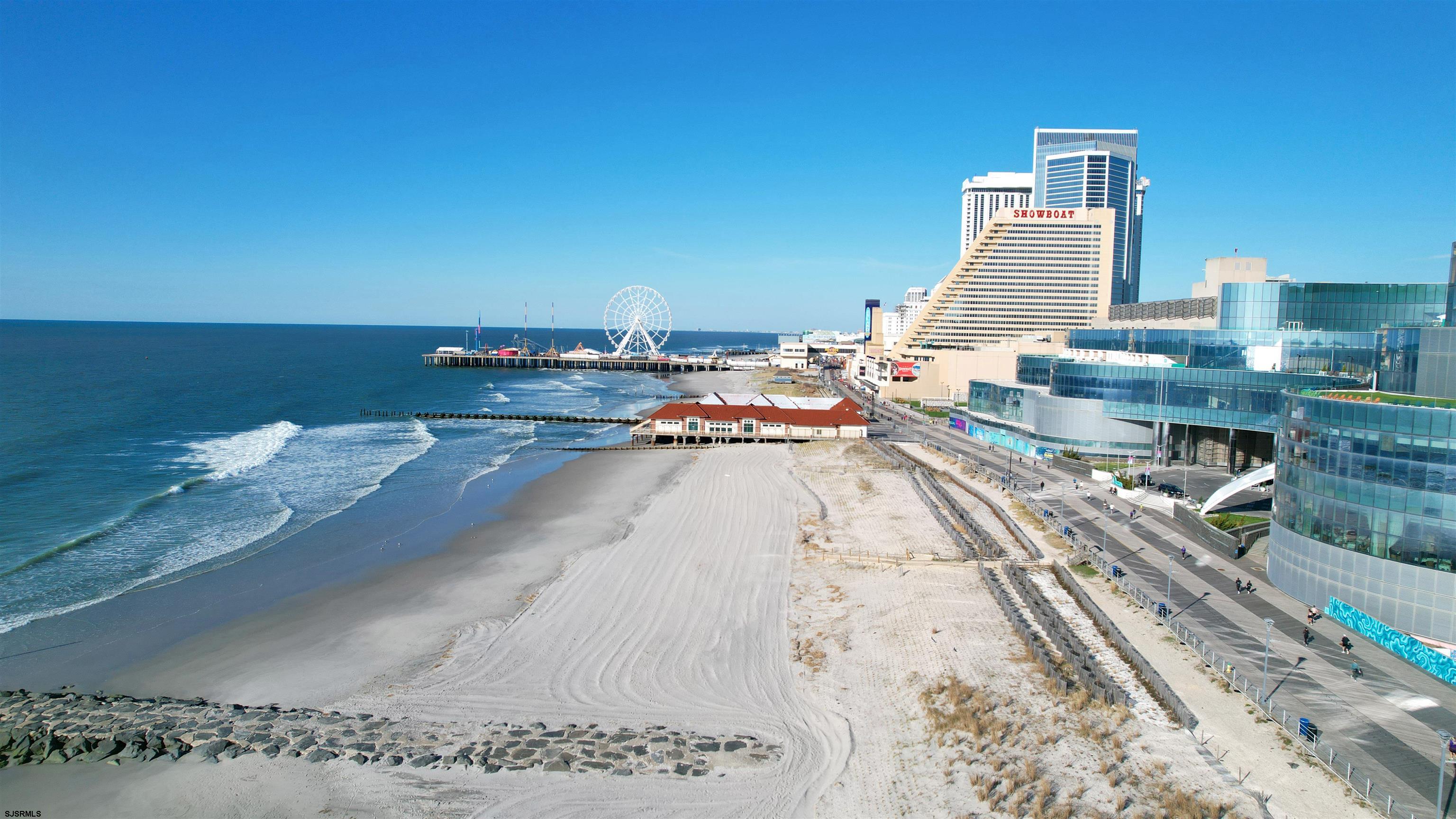 203 S Metropolitan Avenue