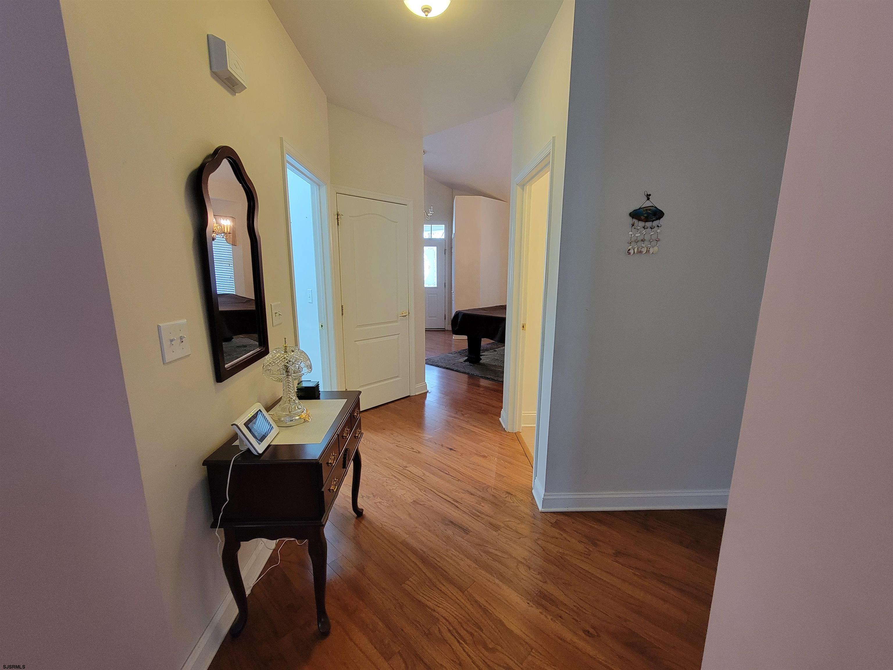 1 Poppy Road - Picture 2