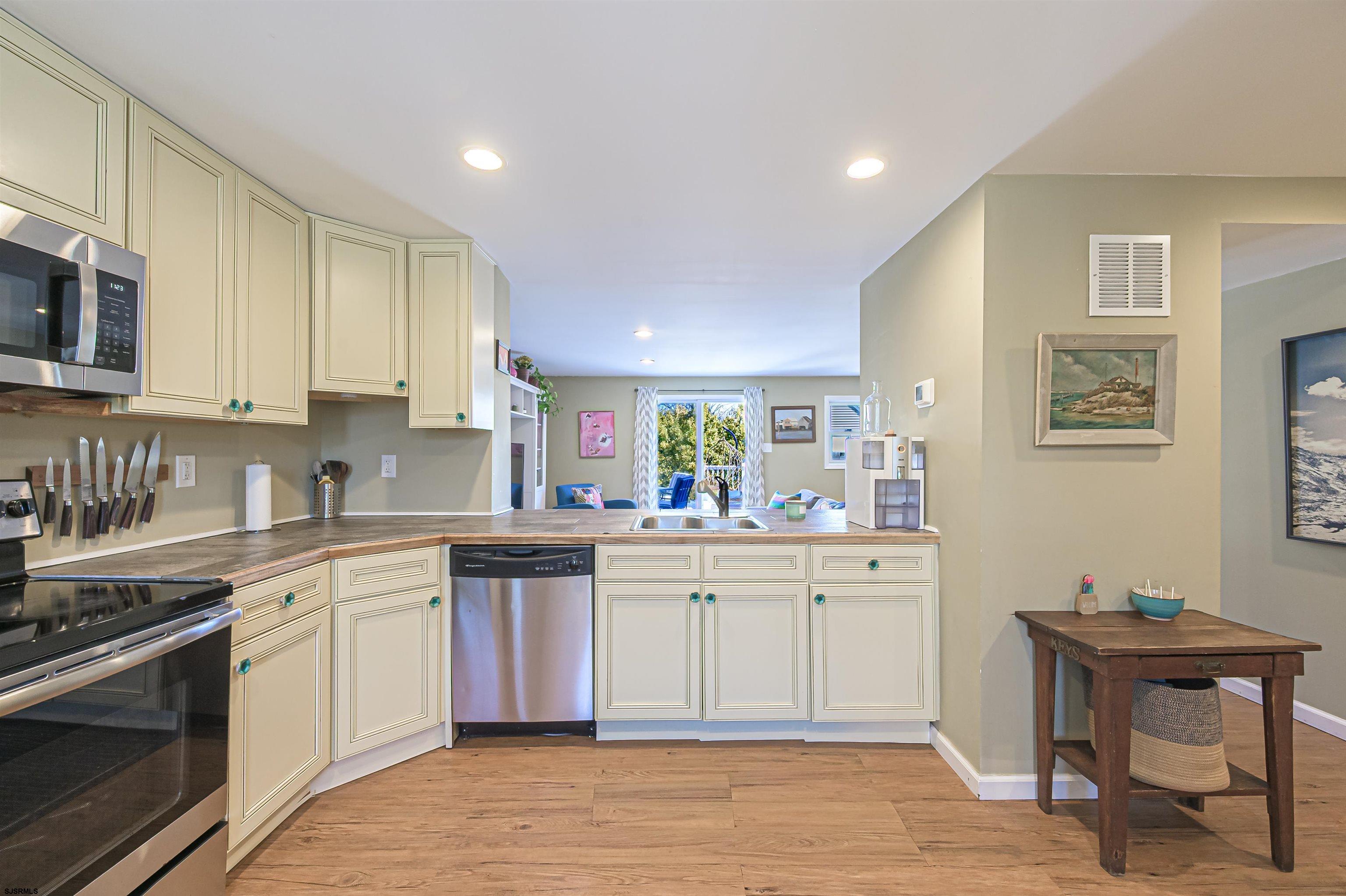 3 Ontario Dr - Picture 4