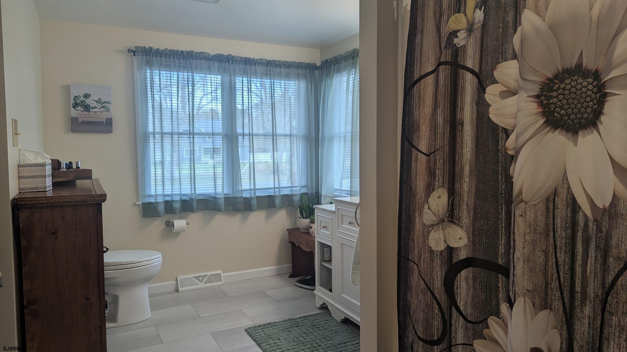 455 Head Of The River Rd Road