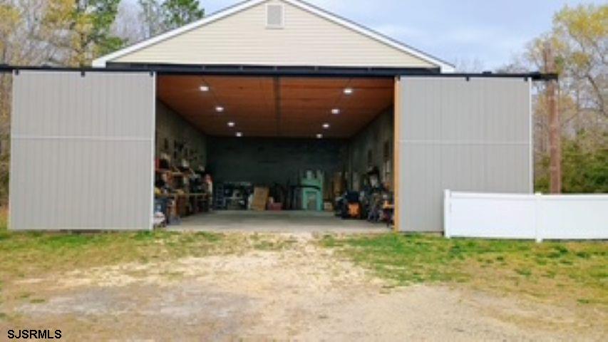 455 Head Of The River Rd Road