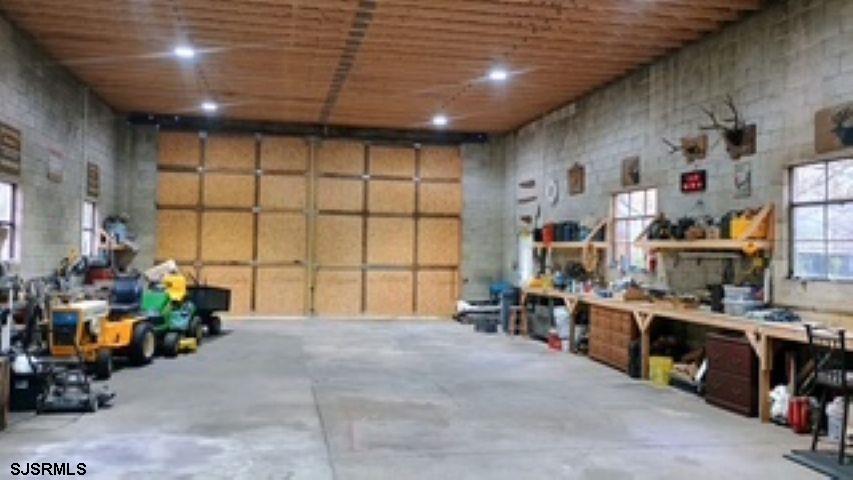 455 Head Of The River Rd Road