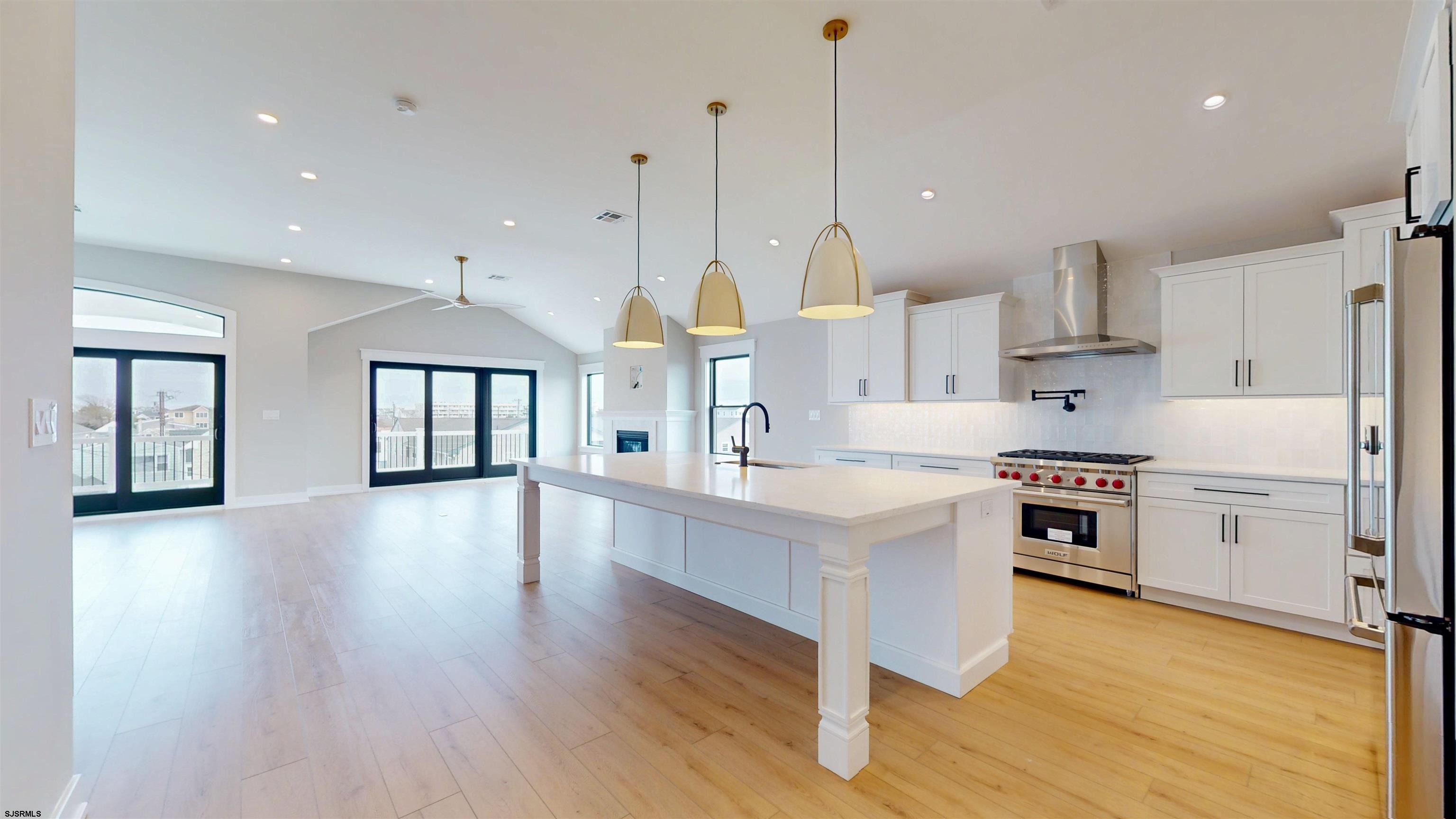 204 12th St S - Picture 3