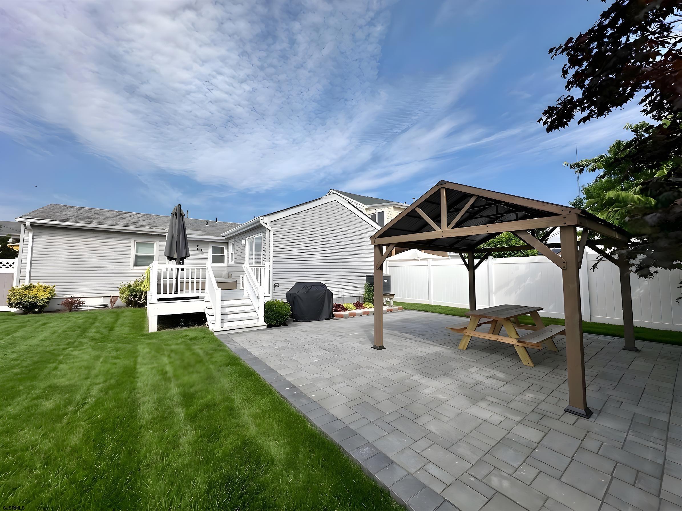 117 Lincoln Dr - Brigantine