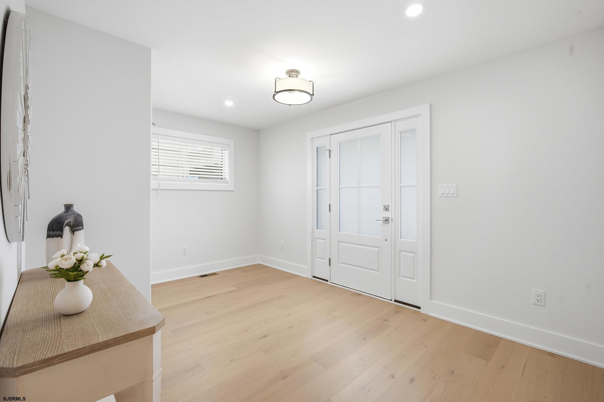230 S 7th Street