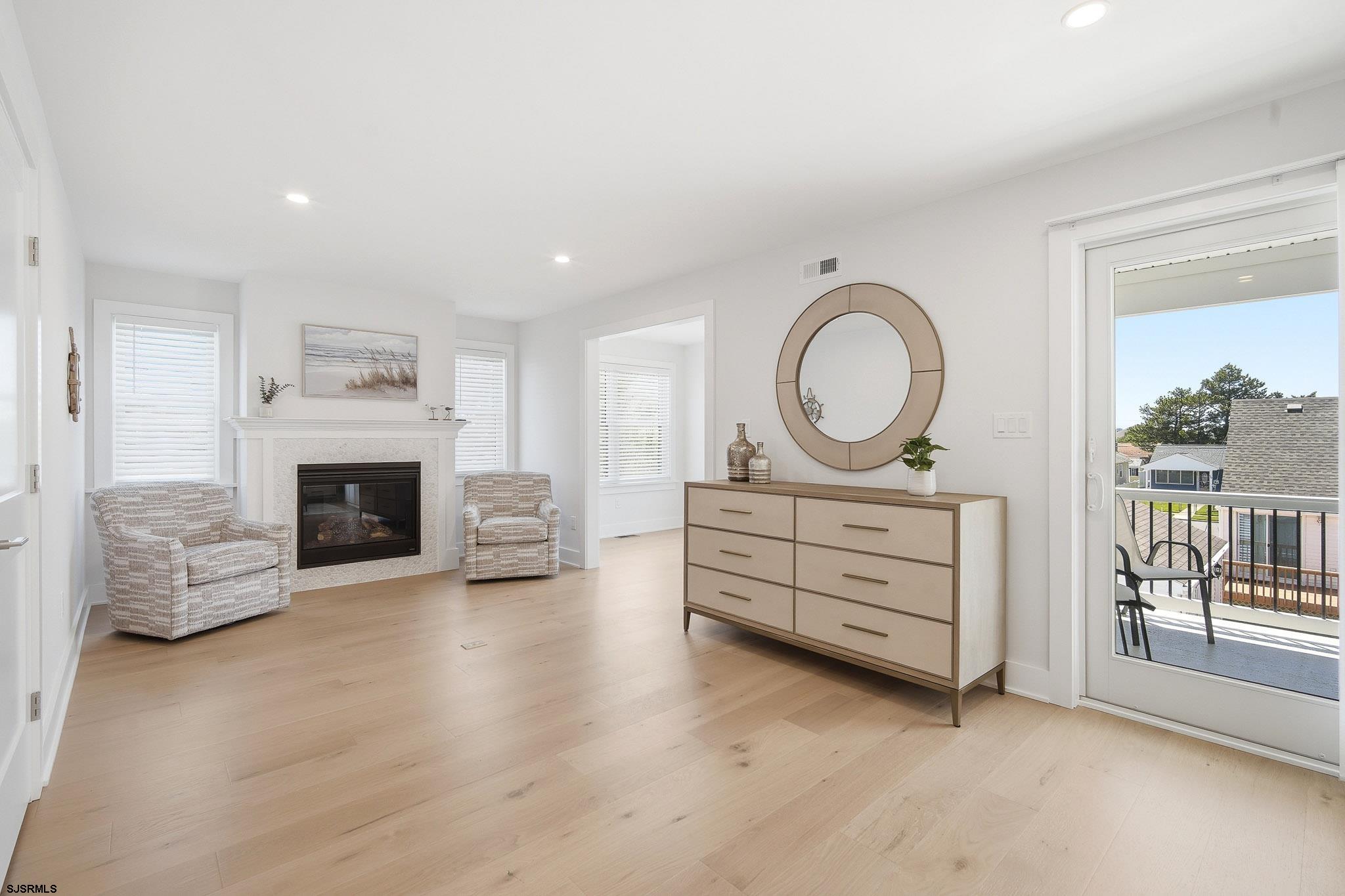 230 S 7th Street