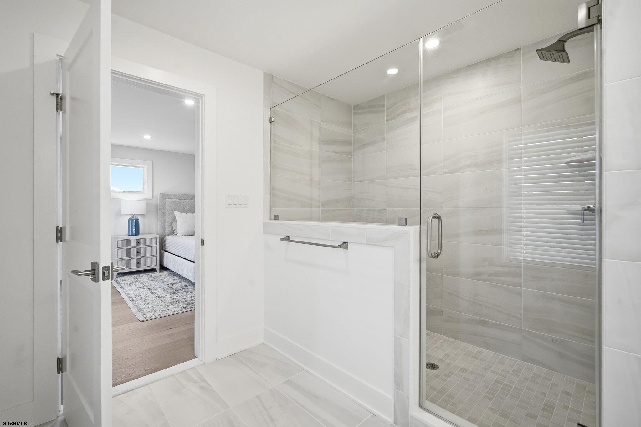 230 S 7th Street