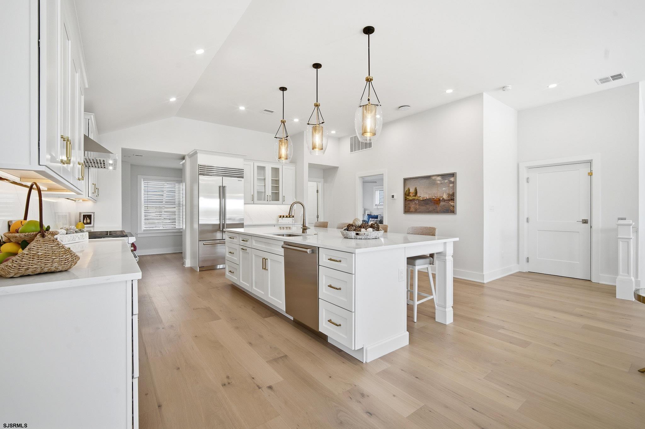 230 S 7th Street