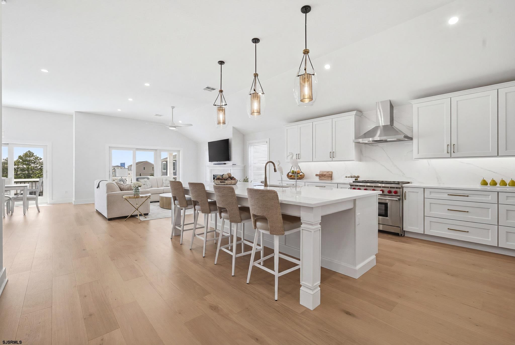 230 S 7th Street