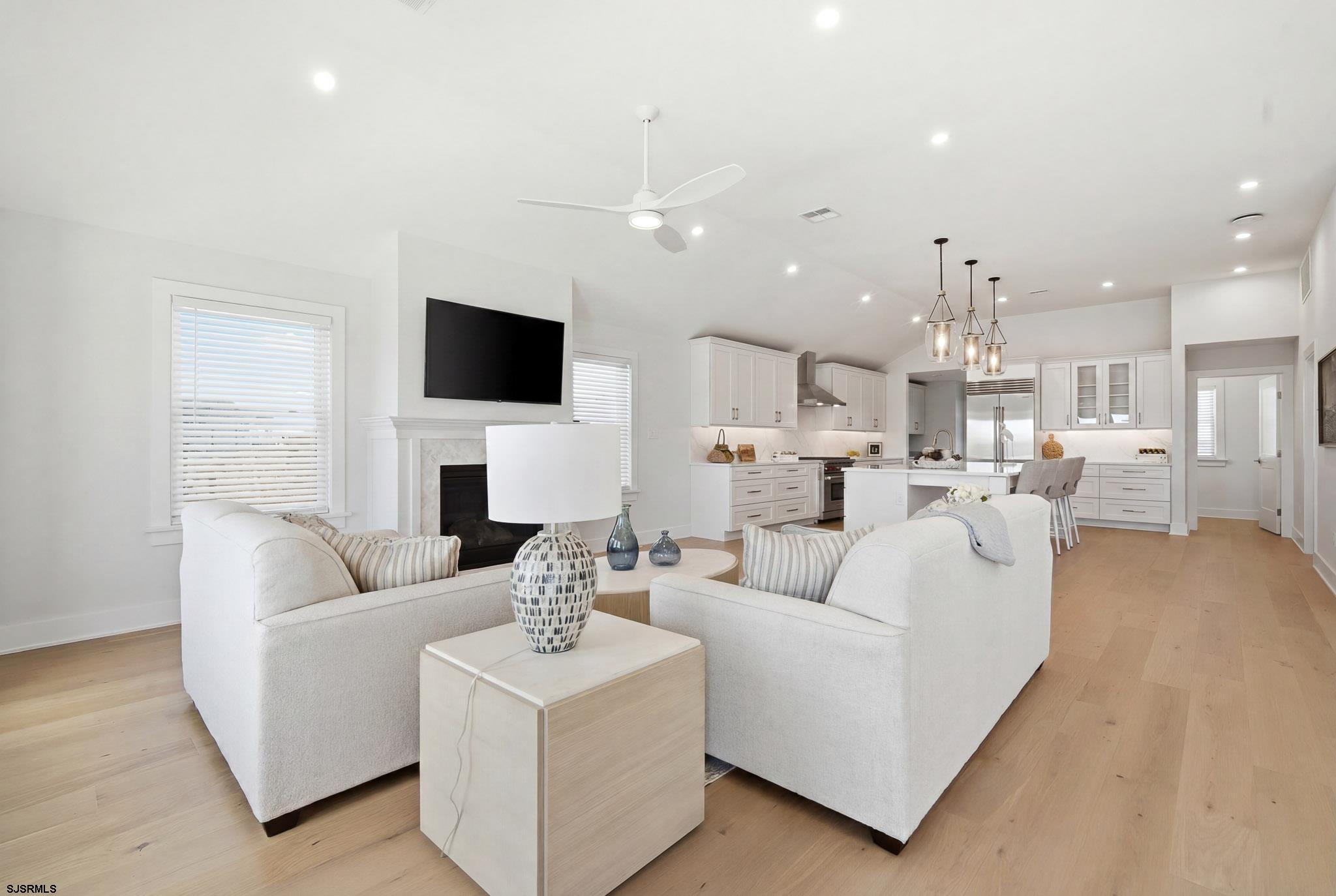 230 S 7th Street