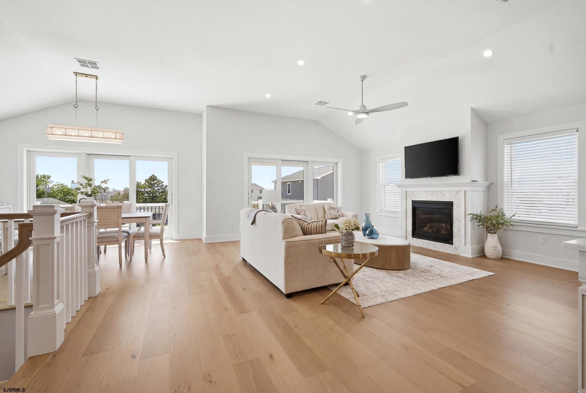 230 S 7th Street
