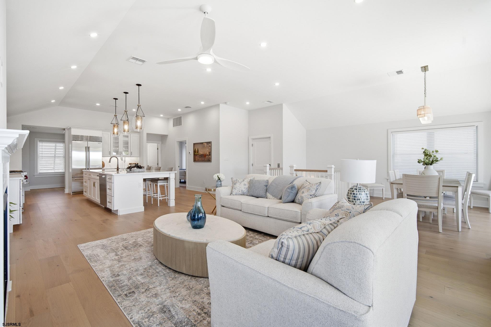 230 S 7th Street