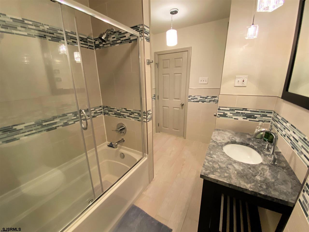 415 N Burghley Avenue