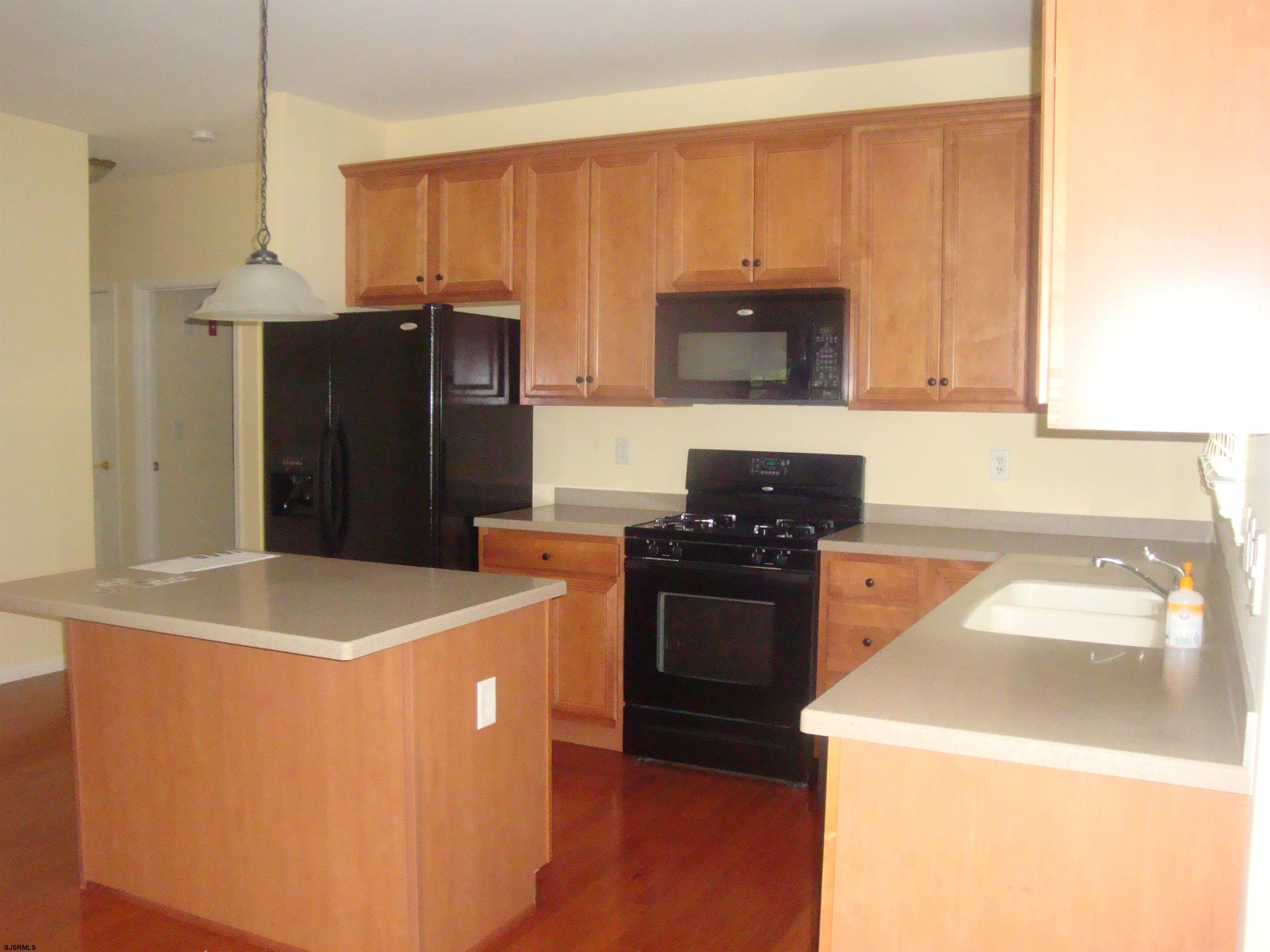 39 Poppy Road - Picture 3