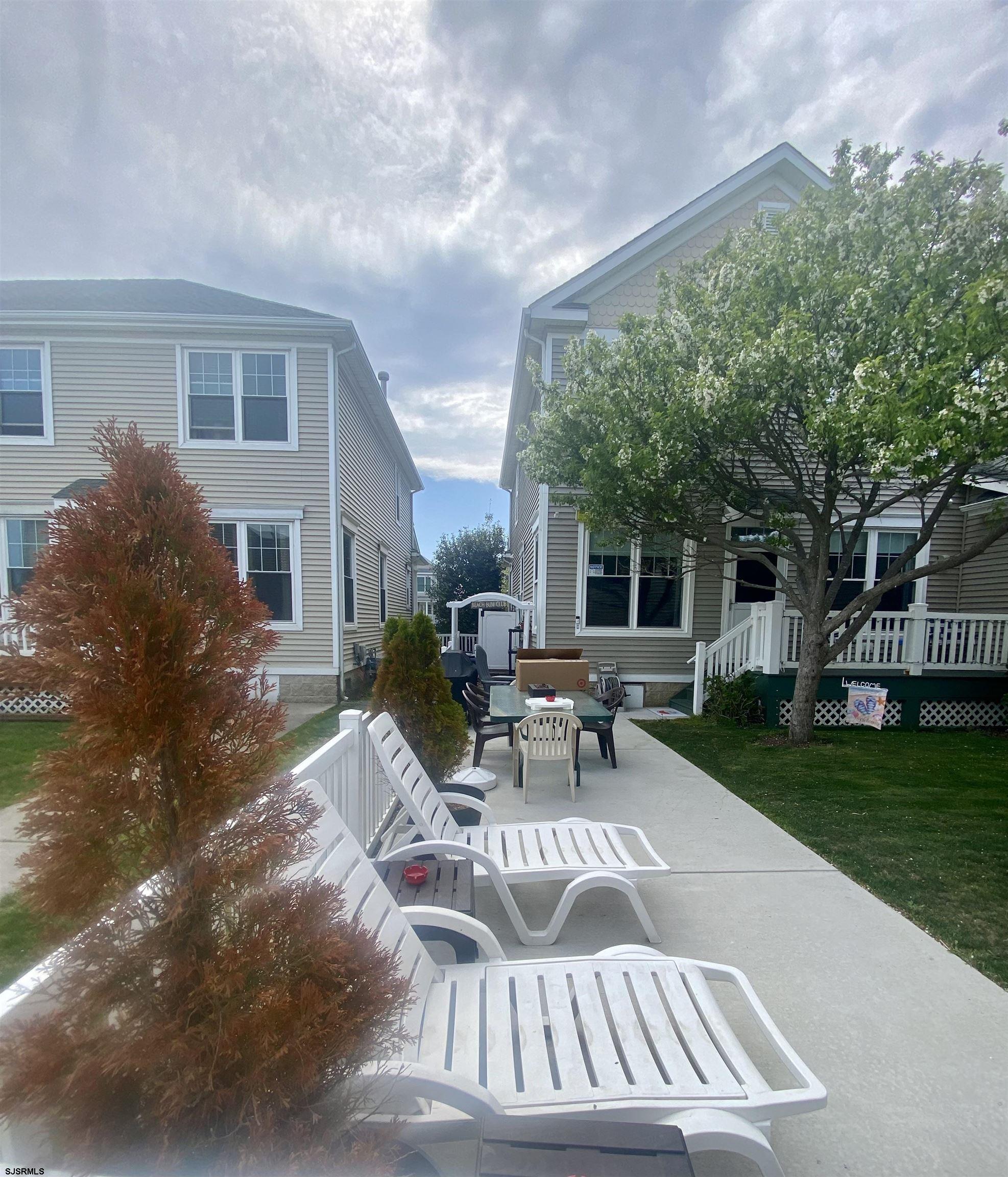 13 N New Hampshire Avenue