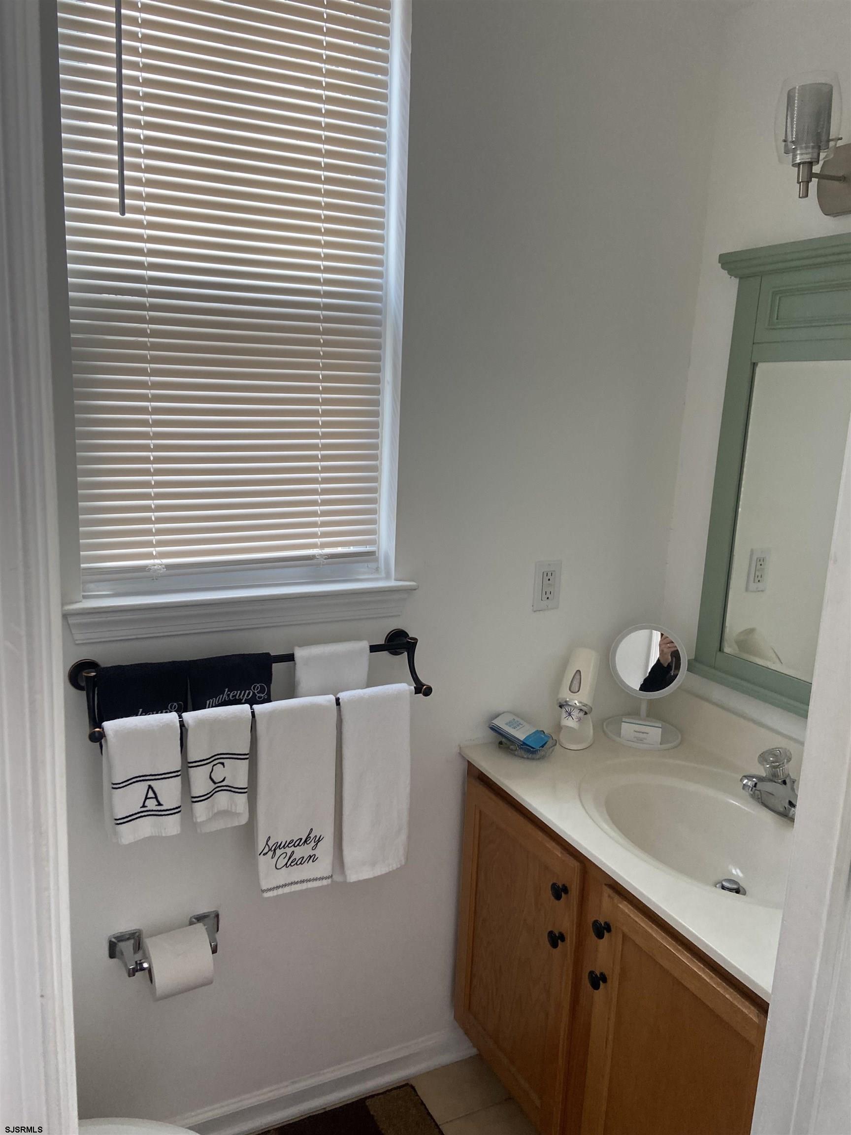 13 N New Hampshire Avenue - Picture 4
