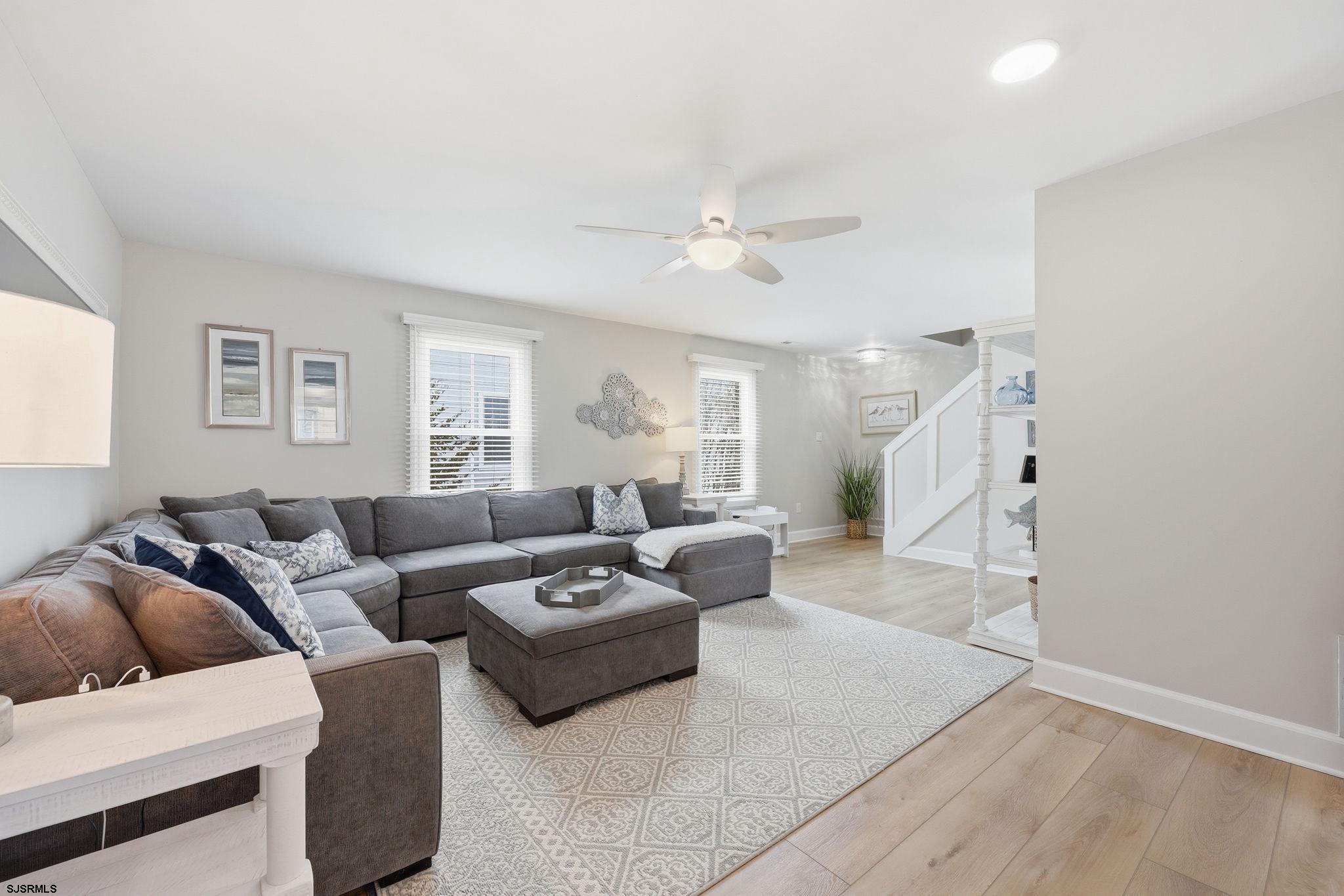 28 N Washington Avenue