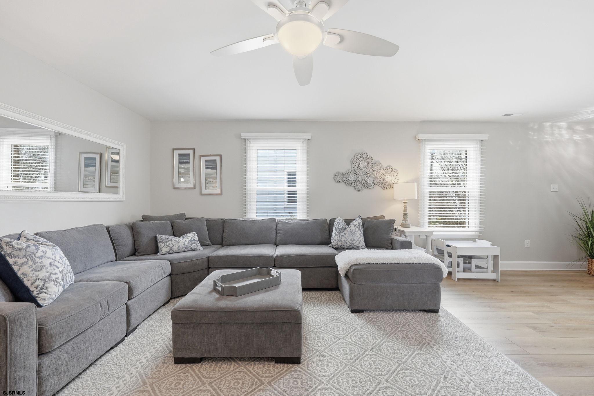 28 N Washington Avenue