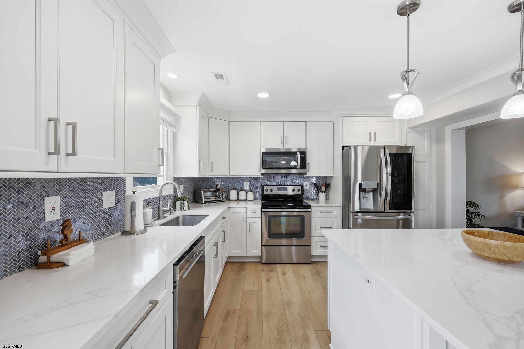 28 N Washington Avenue