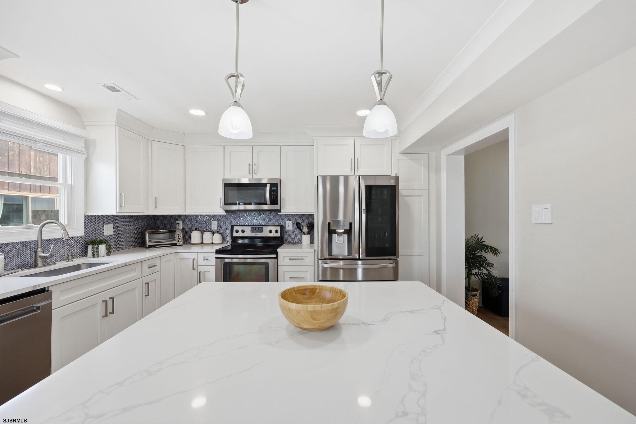 28 N Washington Avenue