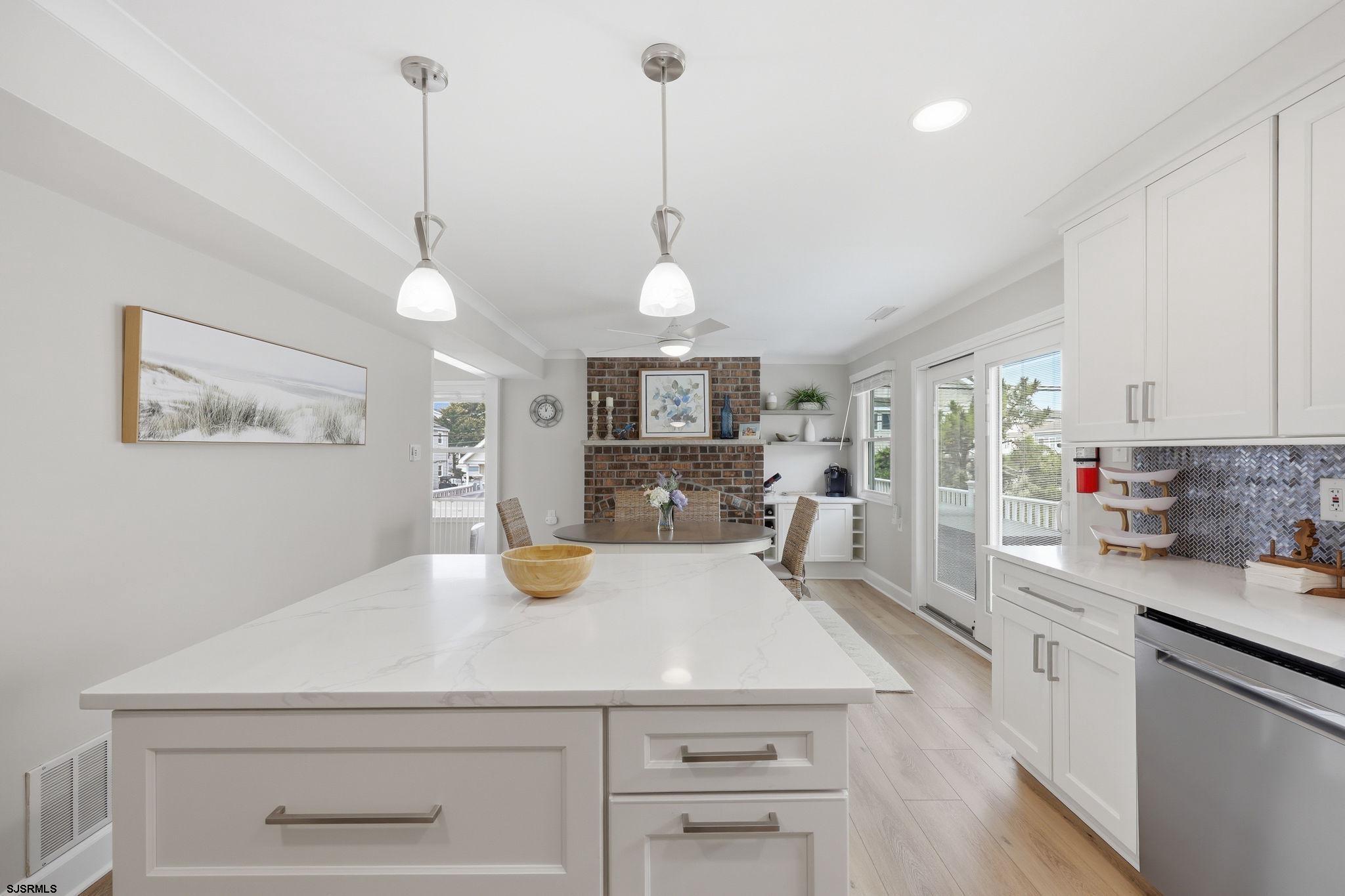 28 N Washington Avenue