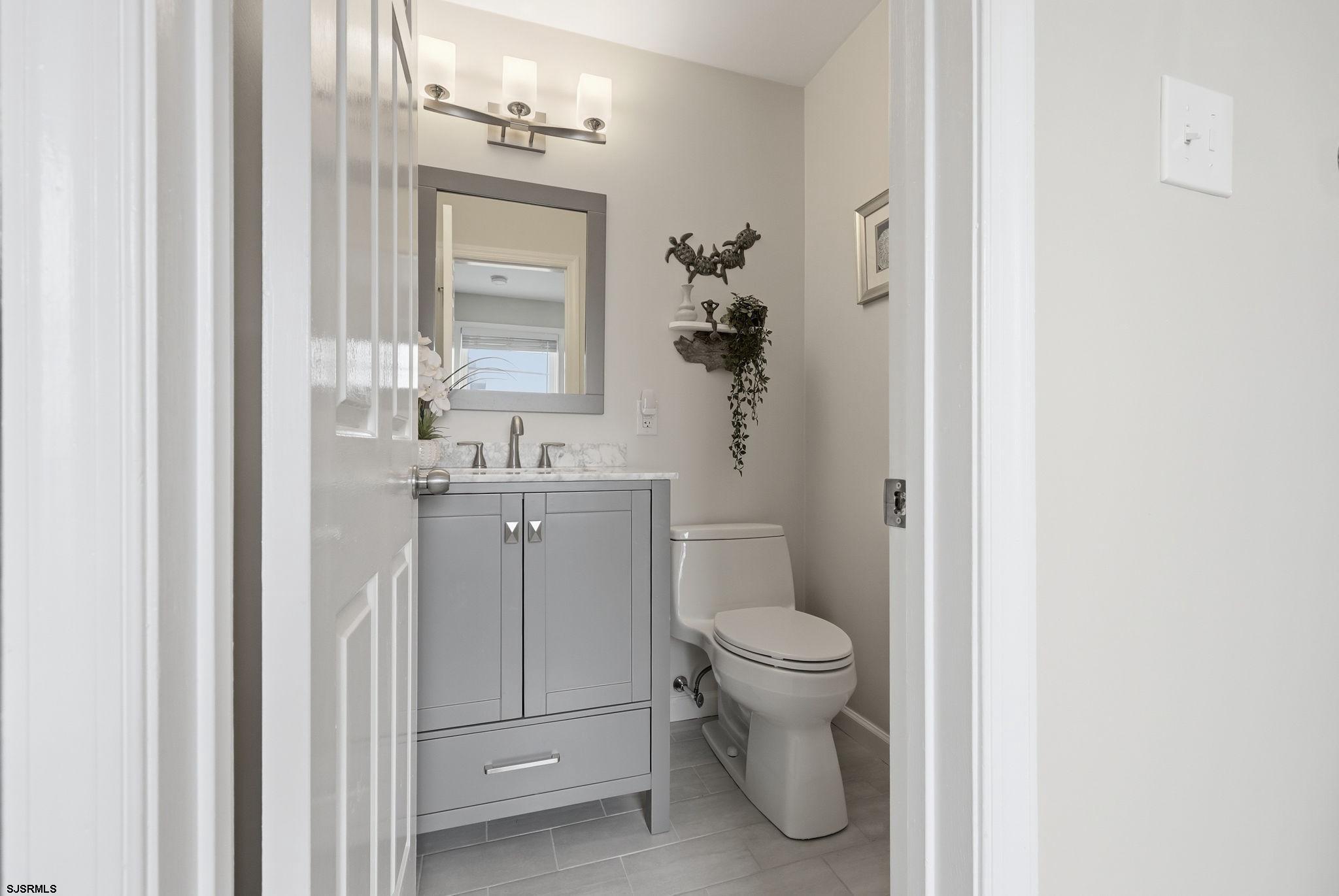 28 N Washington Avenue