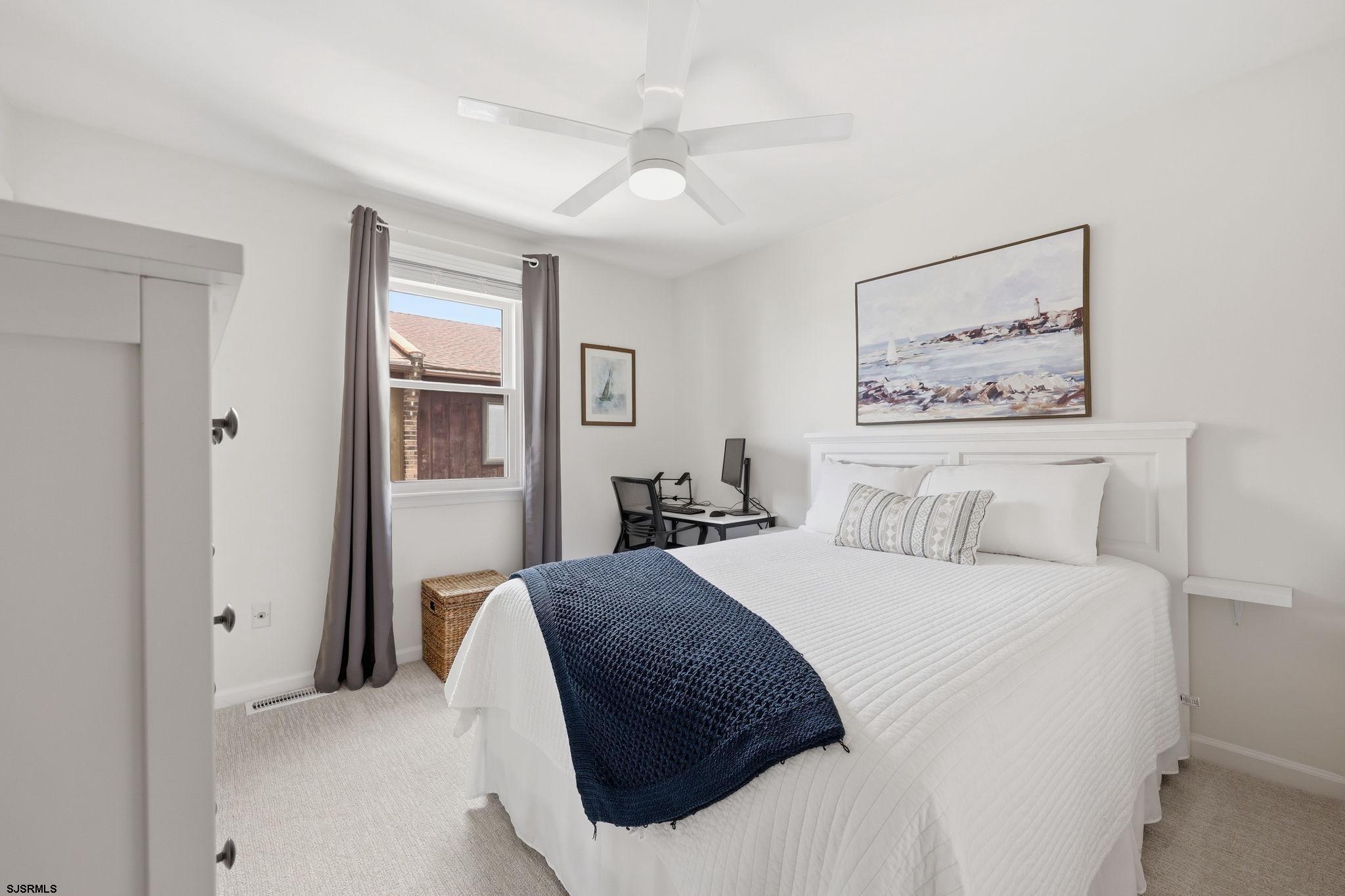 28 N Washington Avenue